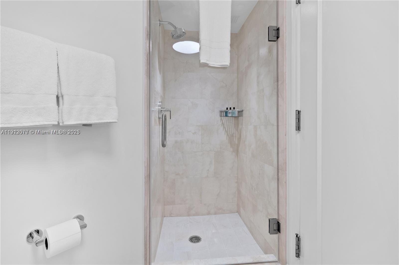 4401 Collins Ave #1604, Miami Beach FL 33140