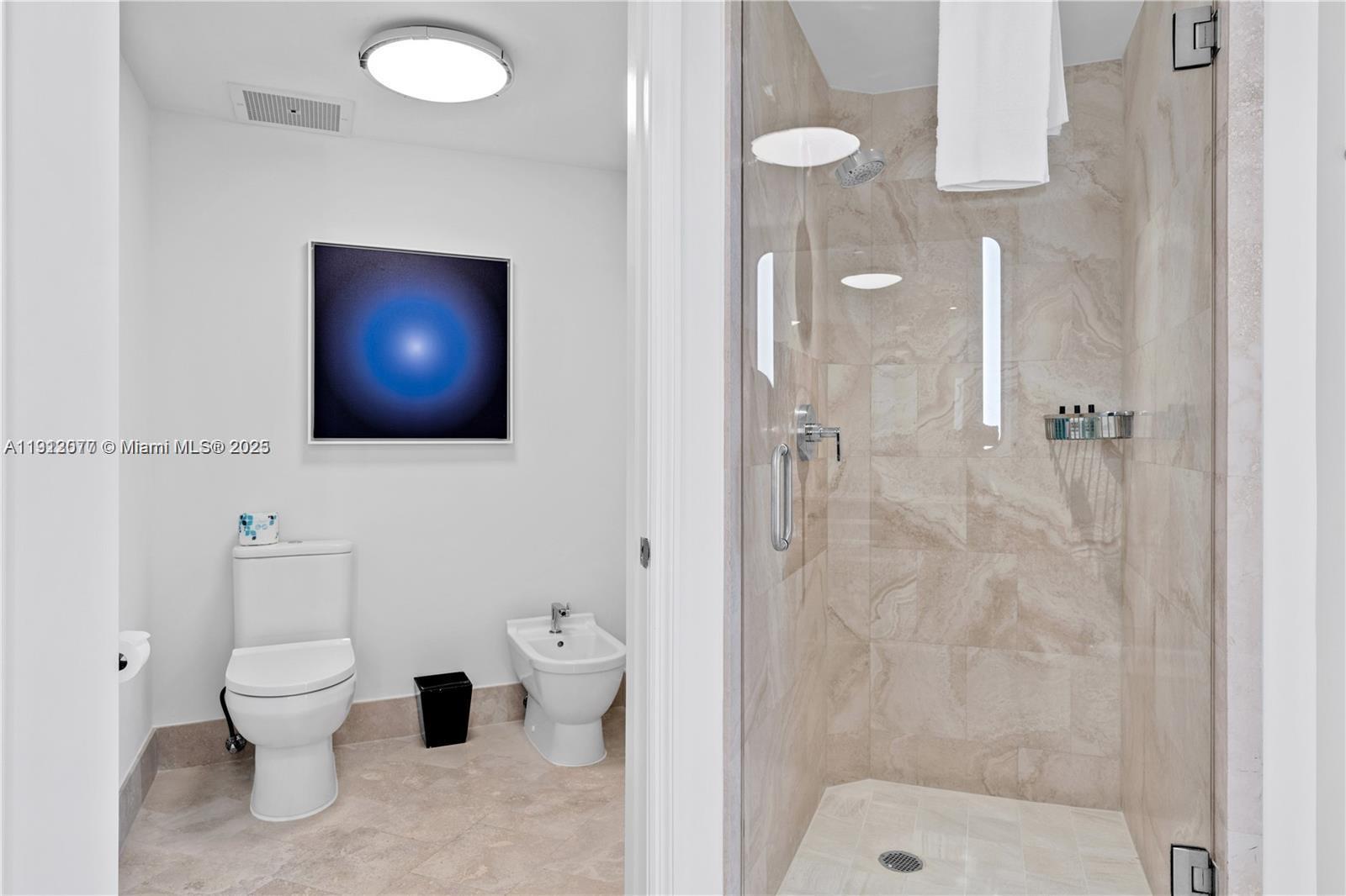 4401 Collins Ave #1604, Miami Beach FL 33140