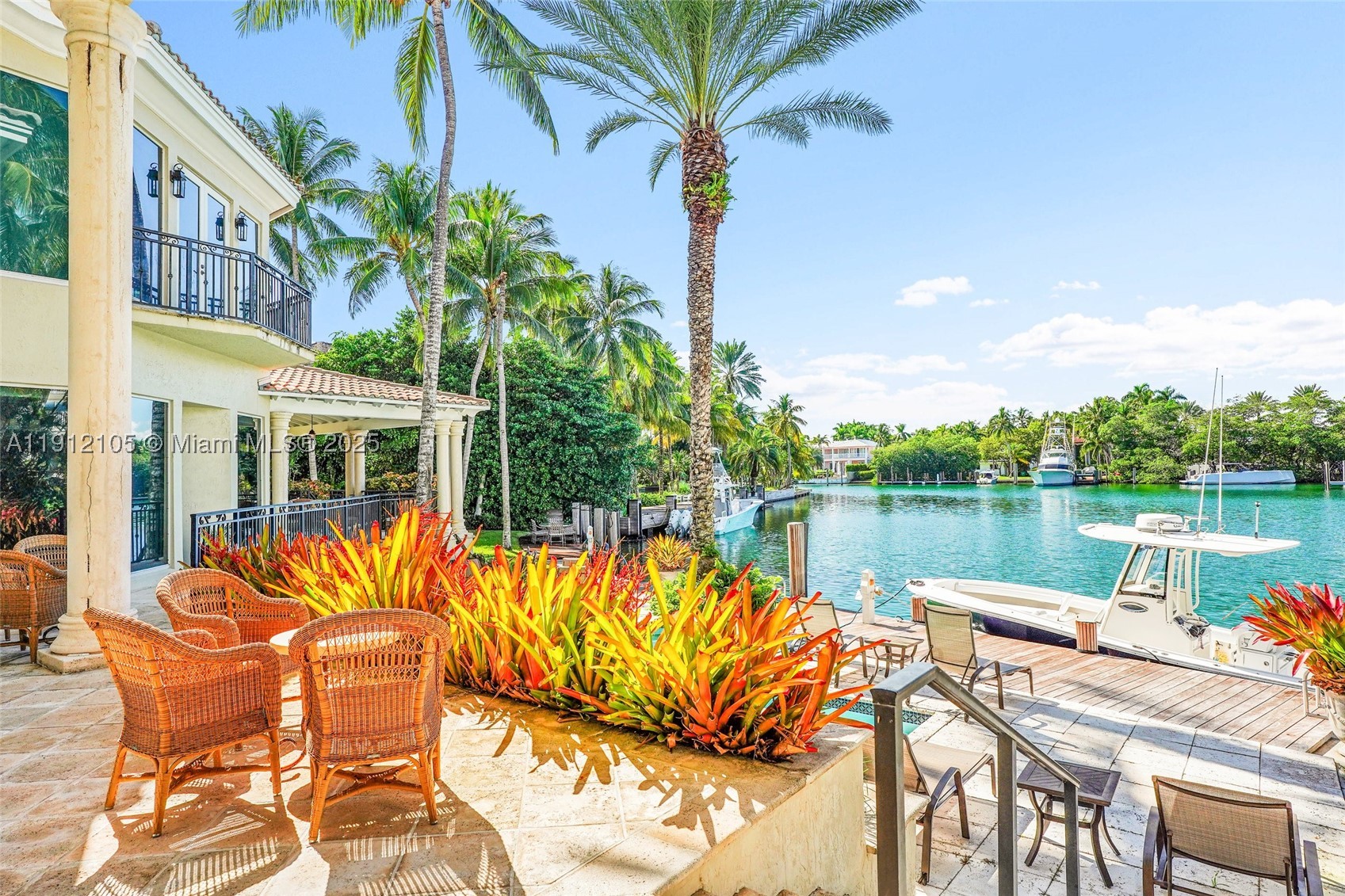 550 Harbor Dr, Key Biscayne FL 33149