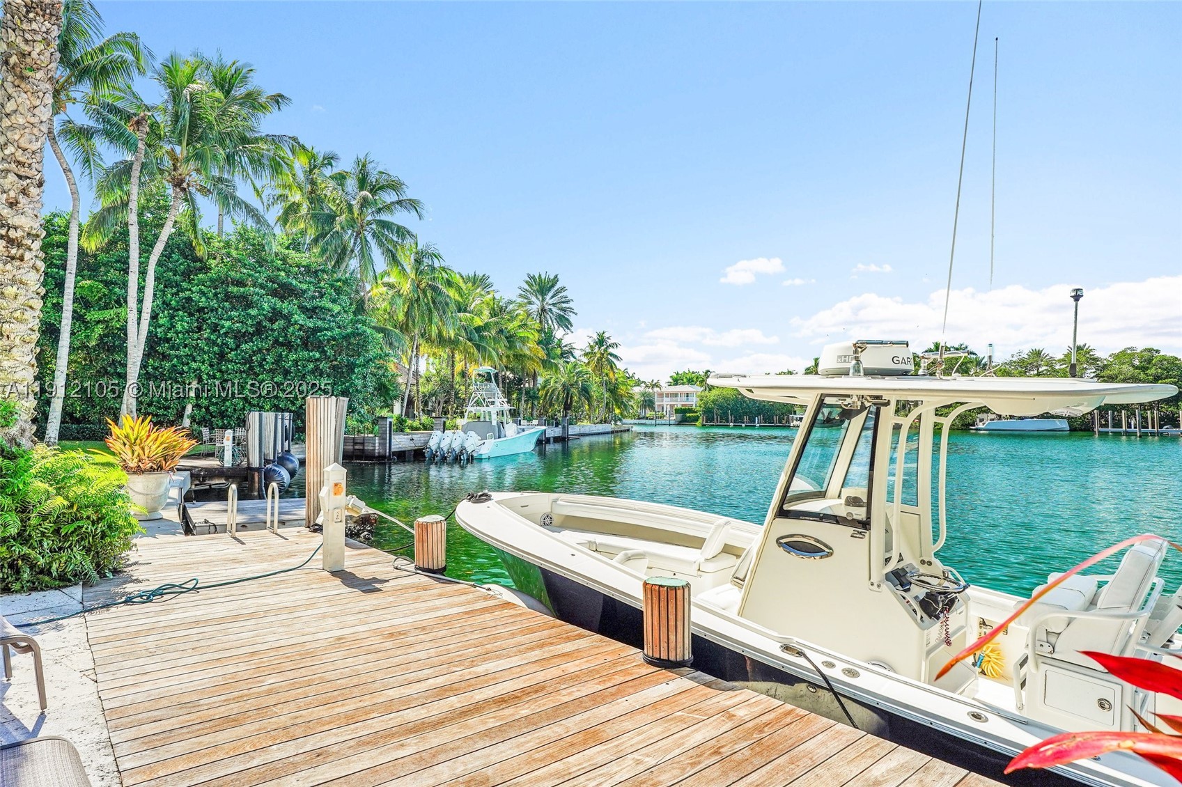 550 Harbor Dr, Key Biscayne FL 33149