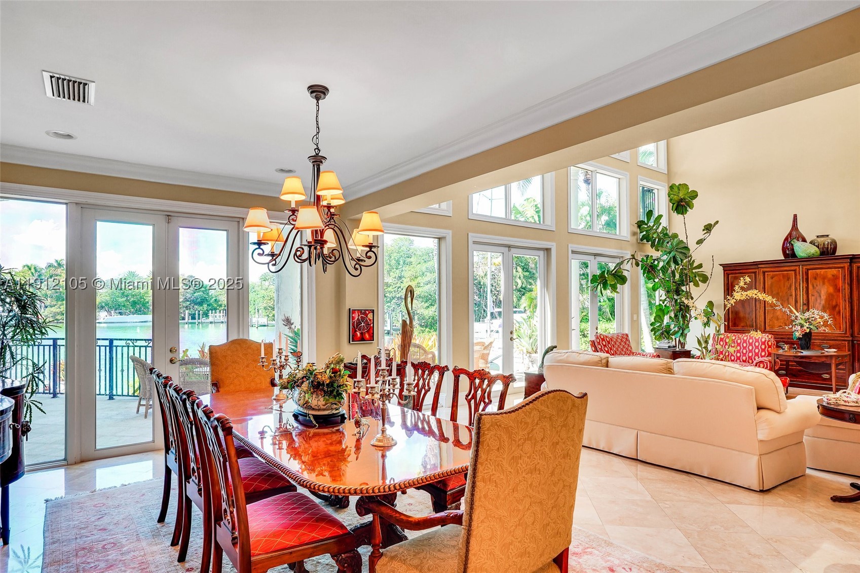 550 Harbor Dr, Key Biscayne FL 33149