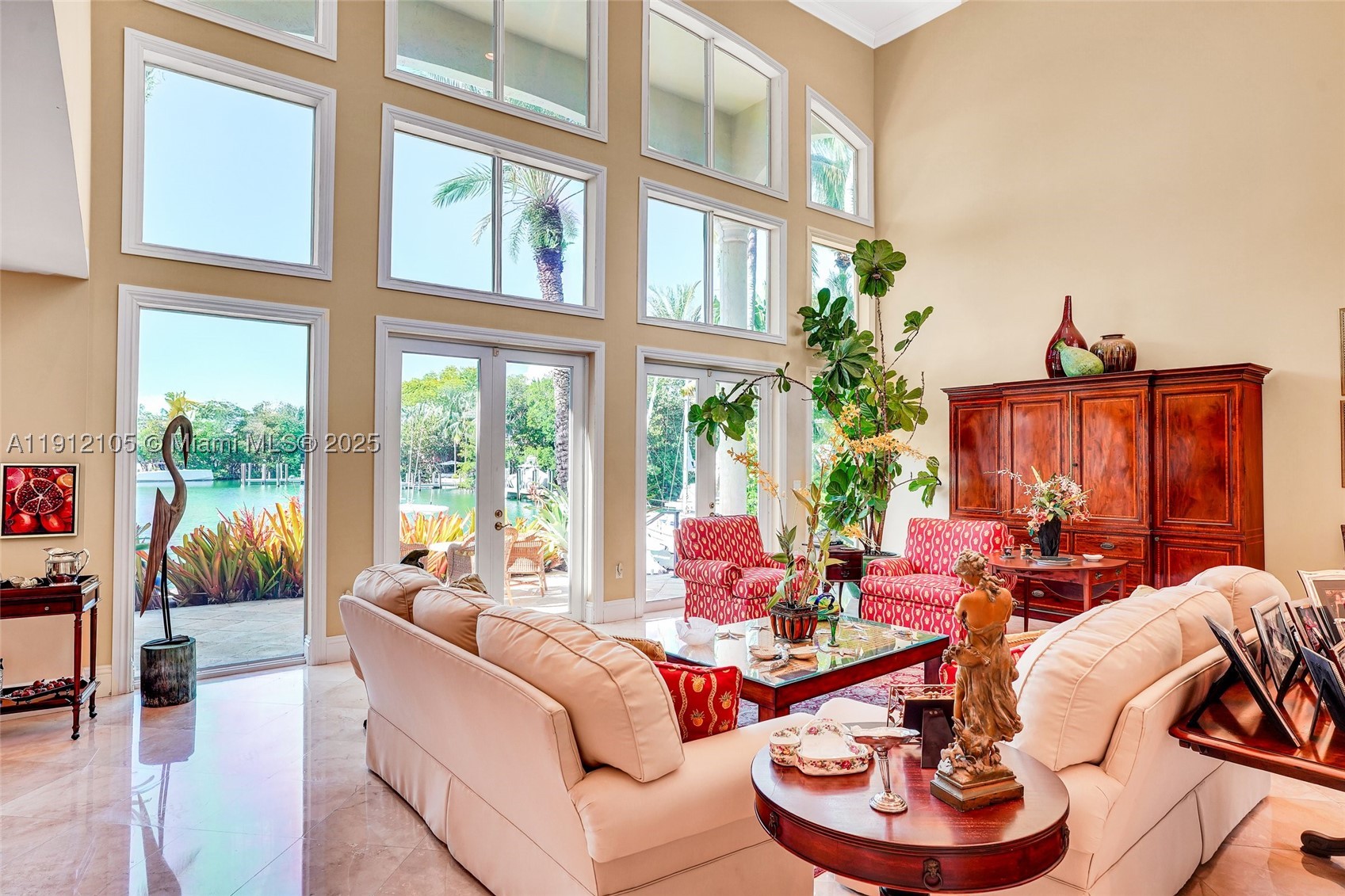 550 Harbor Dr, Key Biscayne FL 33149