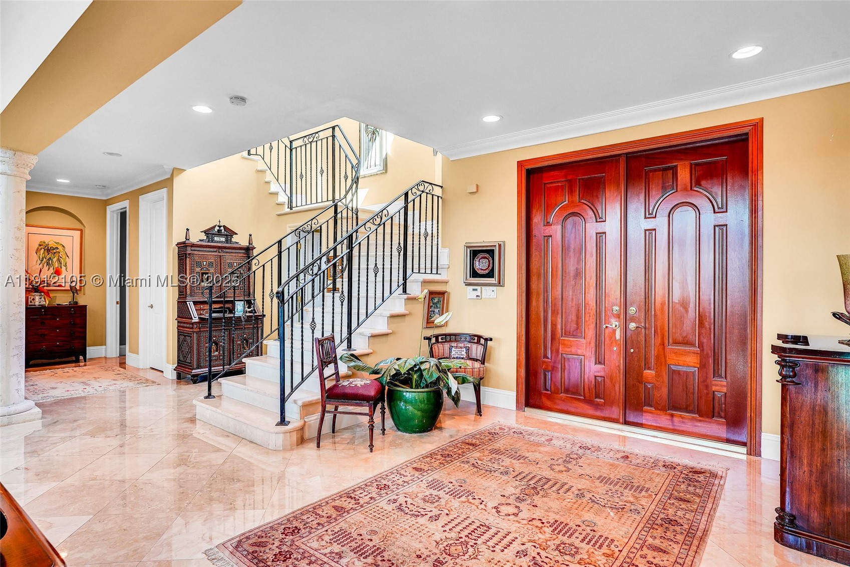550 Harbor Dr, Key Biscayne FL 33149