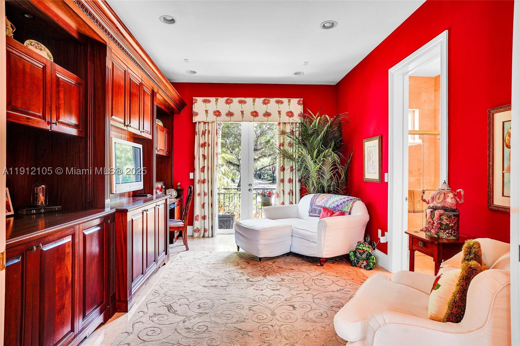 550 Harbor Dr, Key Biscayne FL 33149