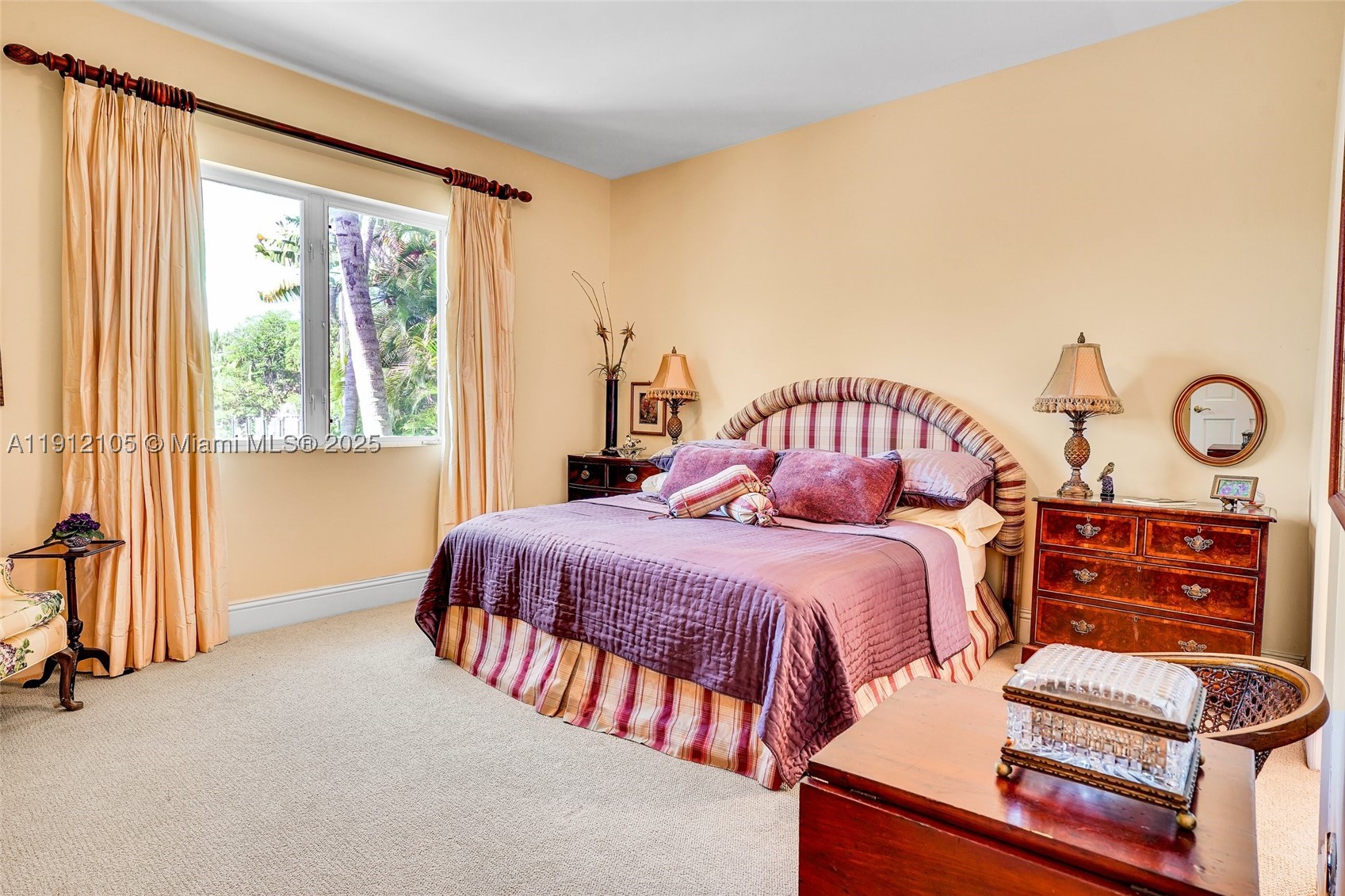 550 Harbor Dr, Key Biscayne FL 33149