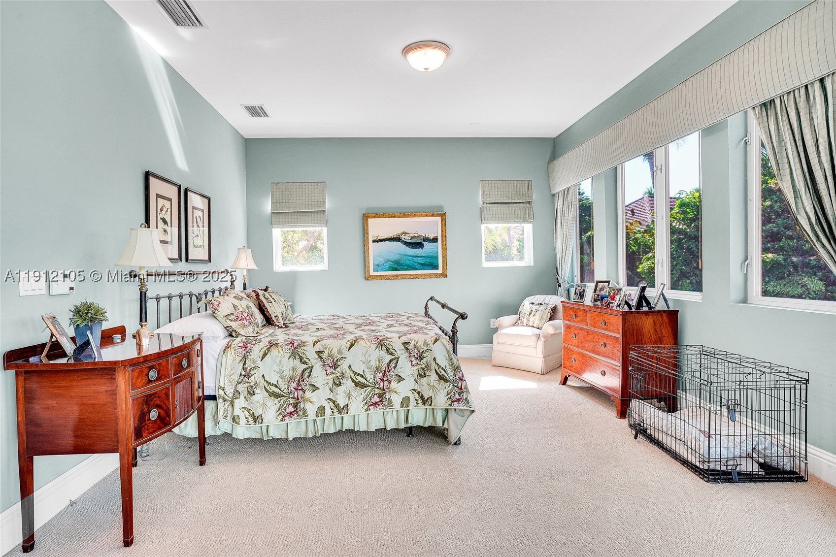 550 Harbor Dr, Key Biscayne FL 33149