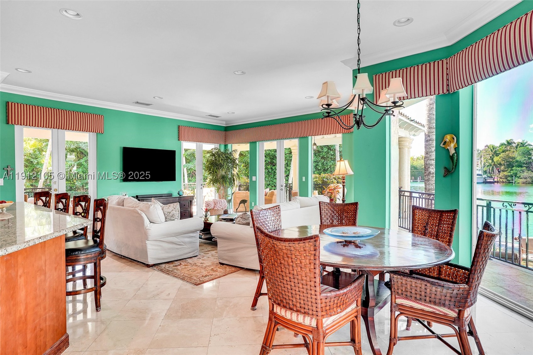 550 Harbor Dr, Key Biscayne FL 33149