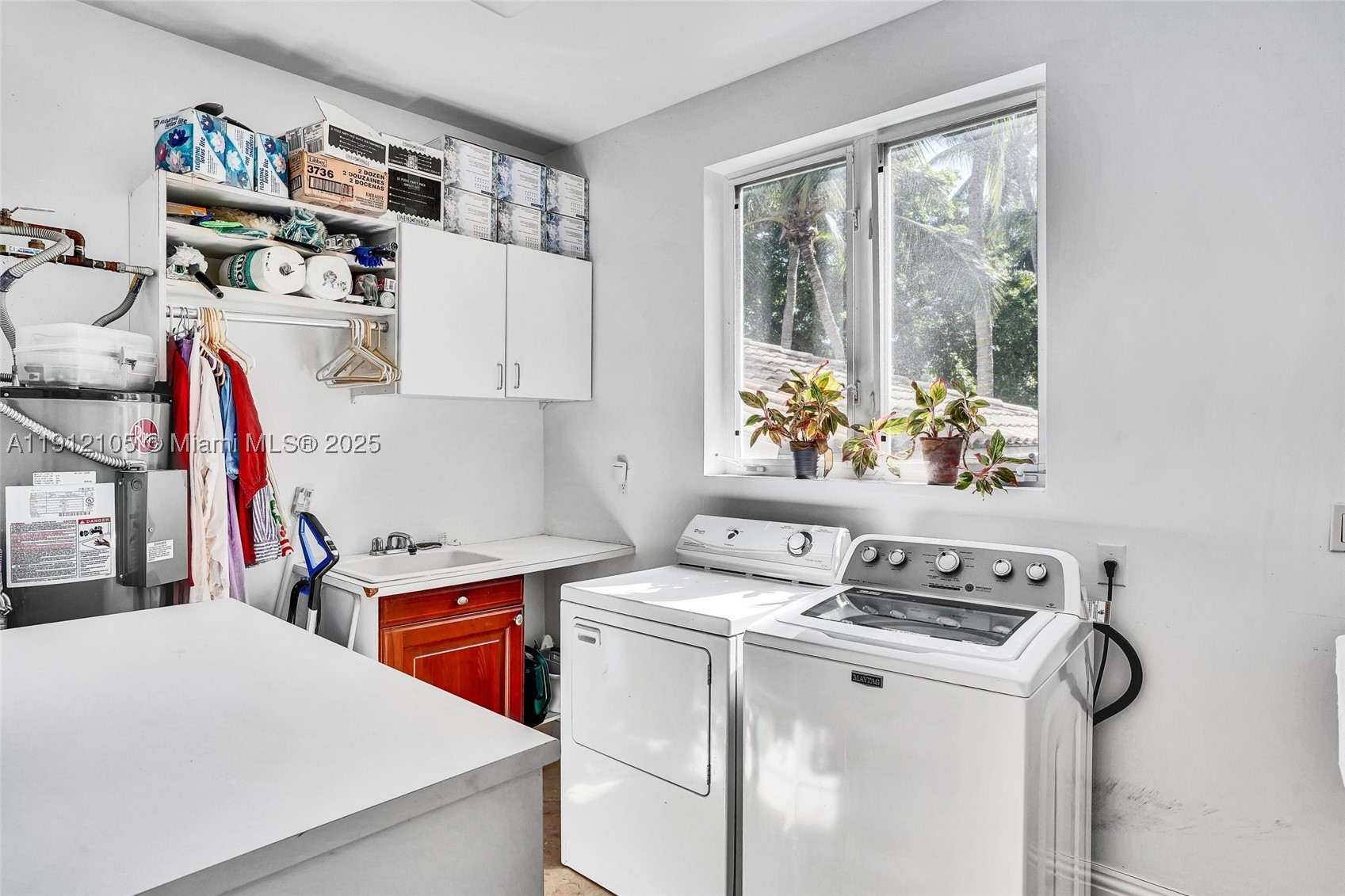 550 Harbor Dr, Key Biscayne FL 33149