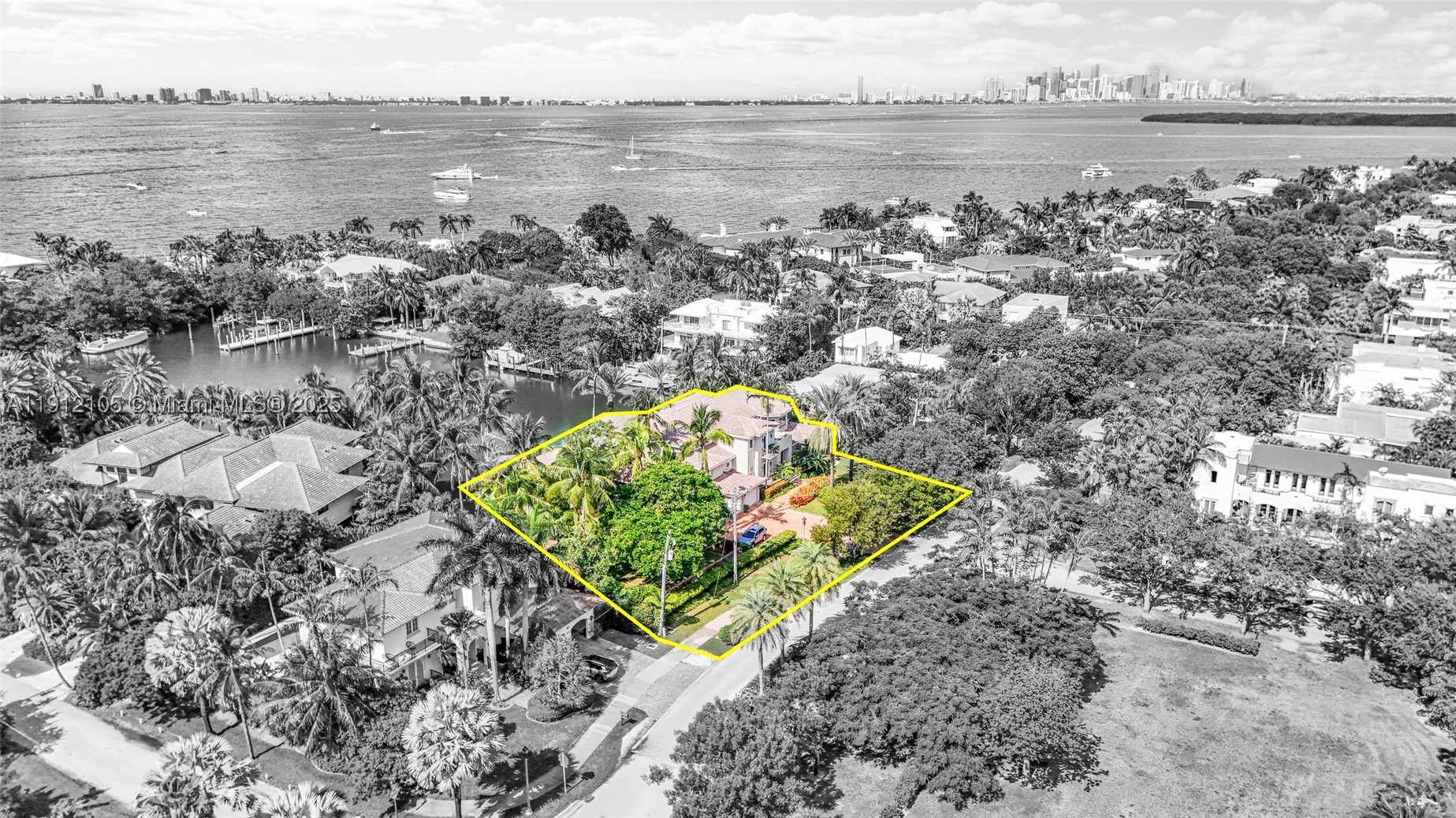 550 Harbor Dr, Key Biscayne FL 33149