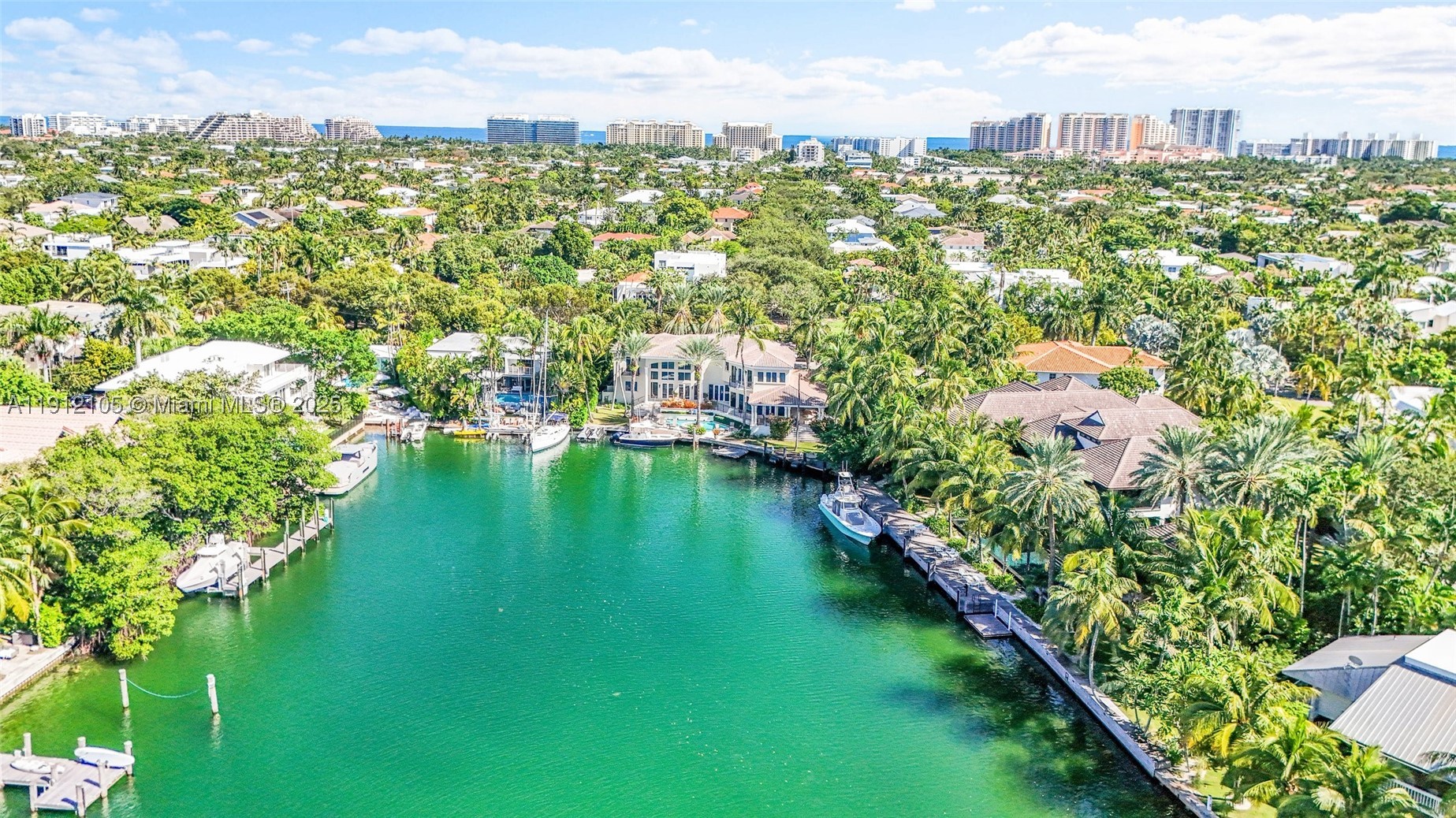 550 Harbor Dr, Key Biscayne FL 33149