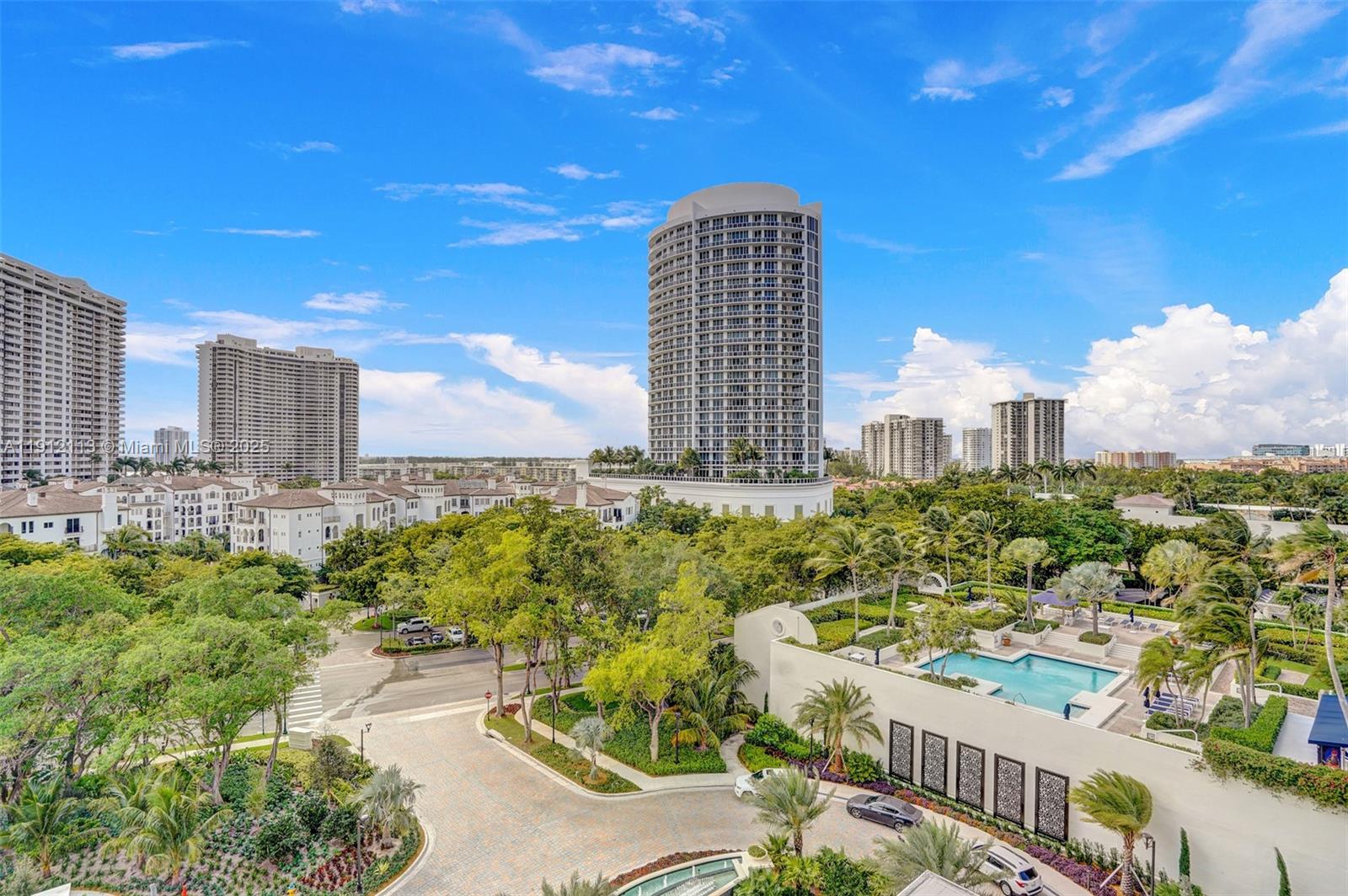 3000 Island Blvd #903, Aventura FL 33160