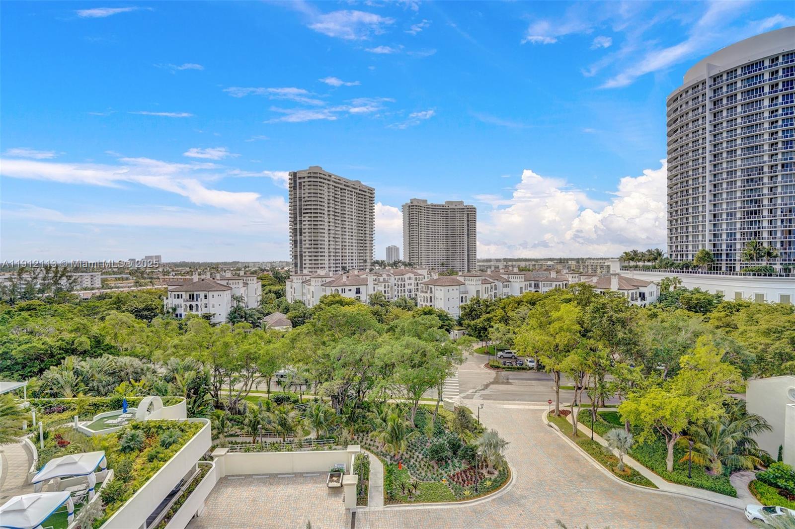 3000 Island Blvd #903, Aventura FL 33160