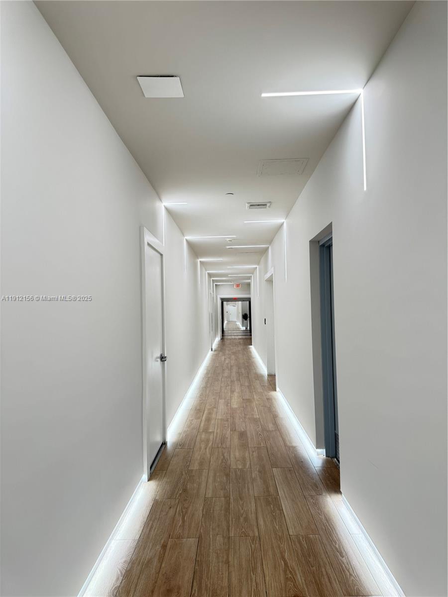 90 SW 3rd St #2911, Miami FL 33130