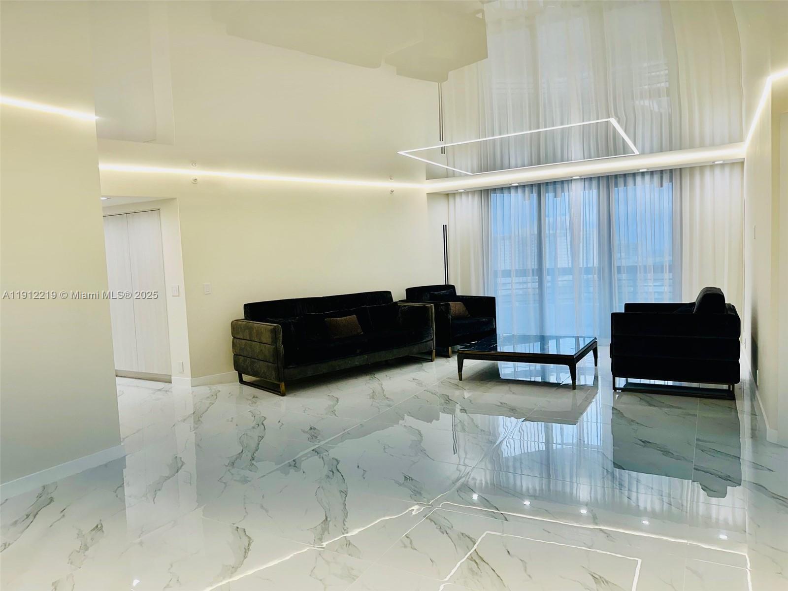 3500 Mystic Pointe Dr #1107, Aventura FL 33180