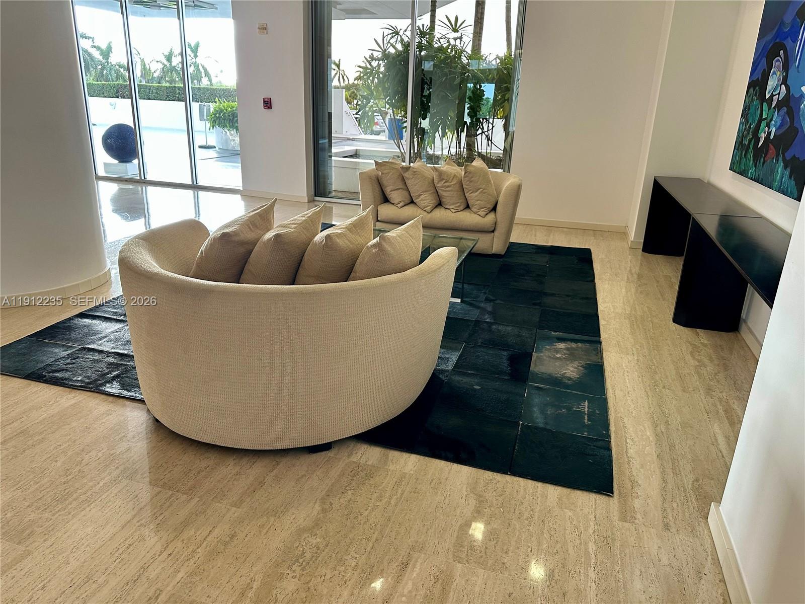881 OCEAN DR #L3, Key Biscayne FL 33149