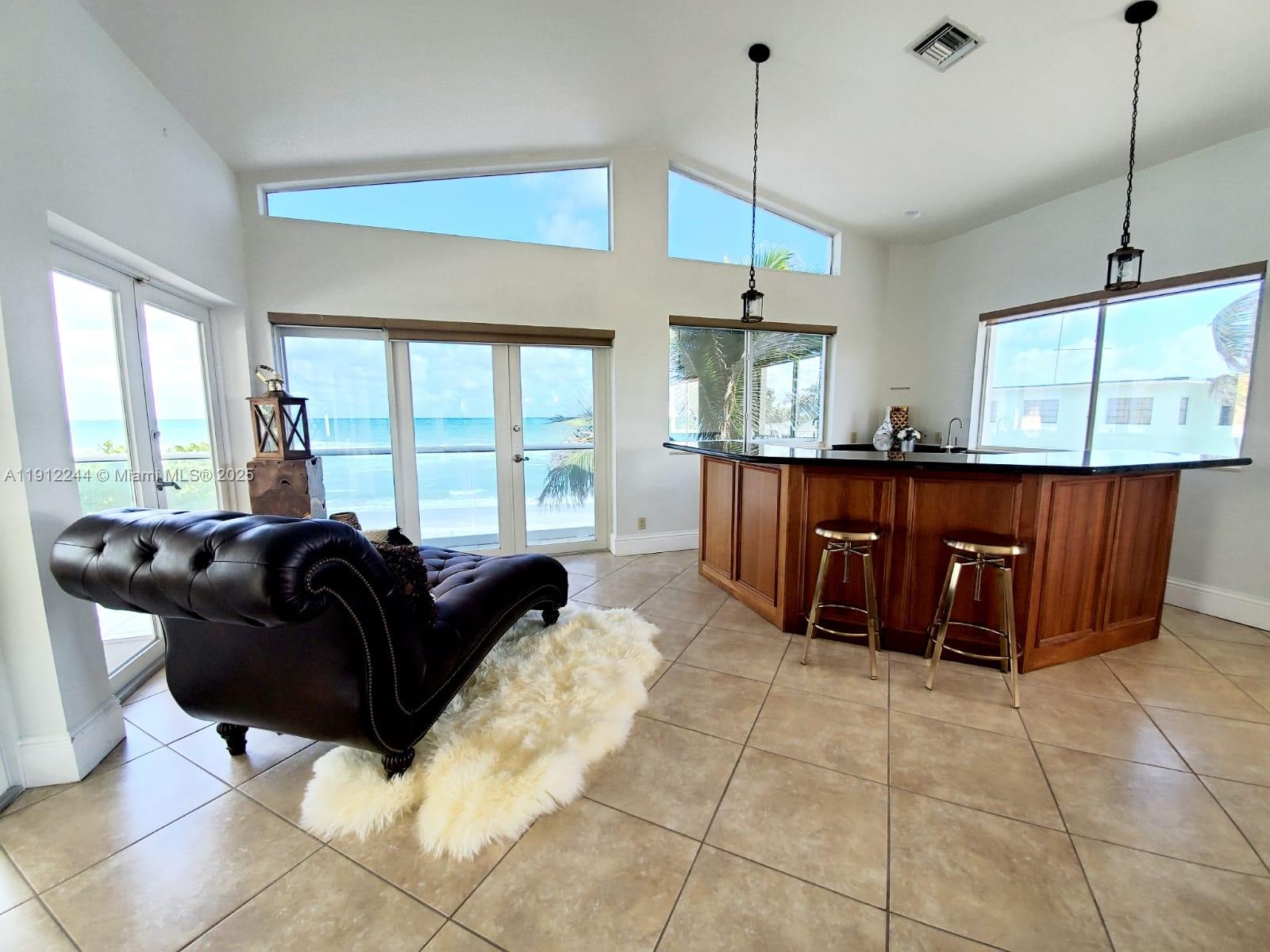 302 Balboa St #0, Hollywood FL 33019