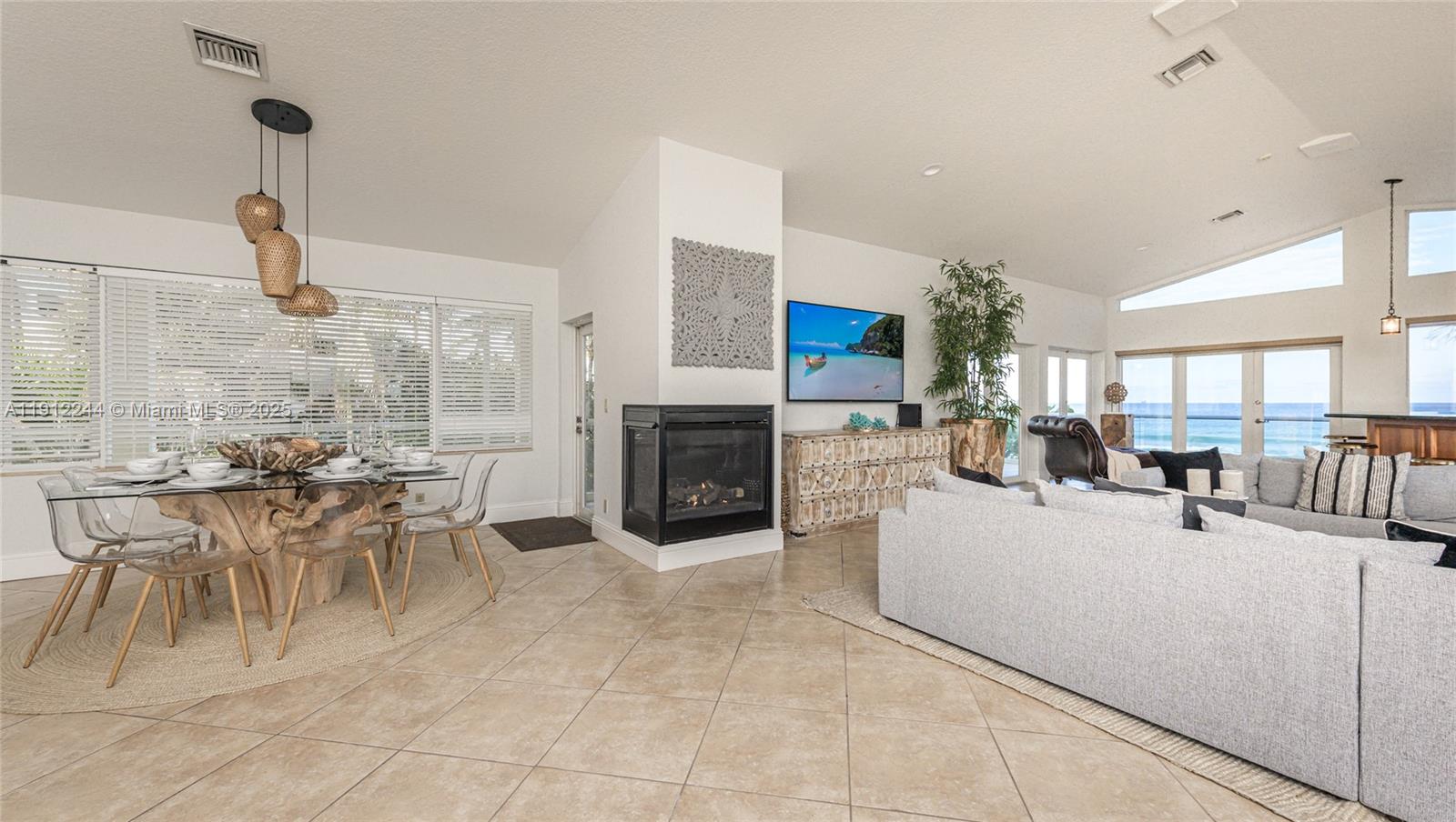 302 Balboa St #0, Hollywood FL 33019