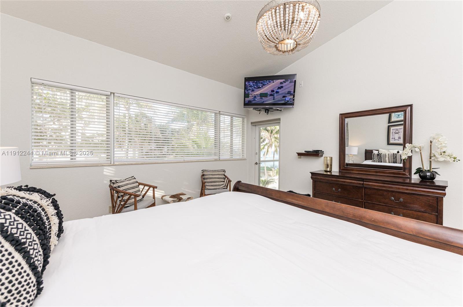 302 Balboa St #0, Hollywood FL 33019