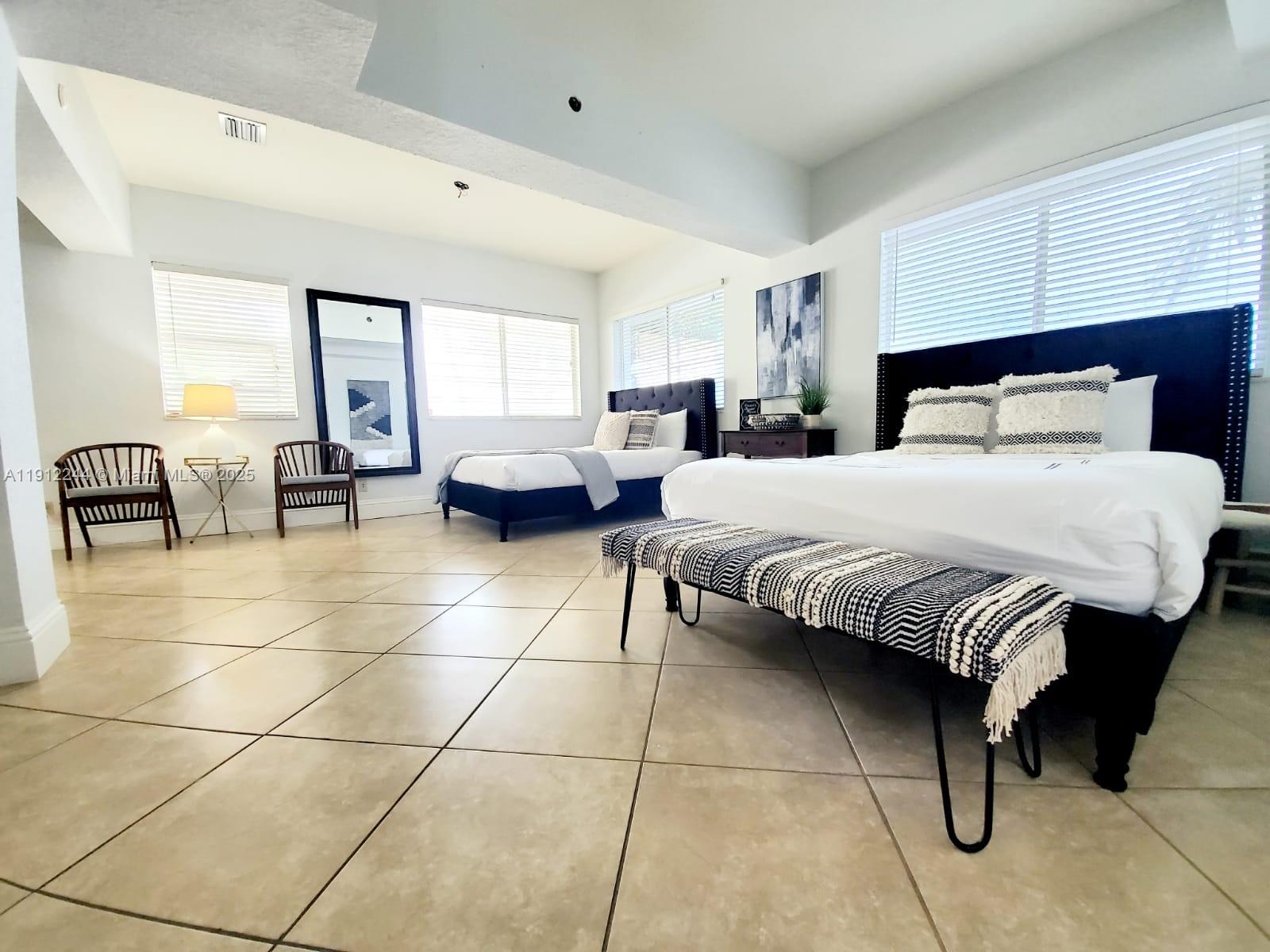 302 Balboa St #0, Hollywood FL 33019