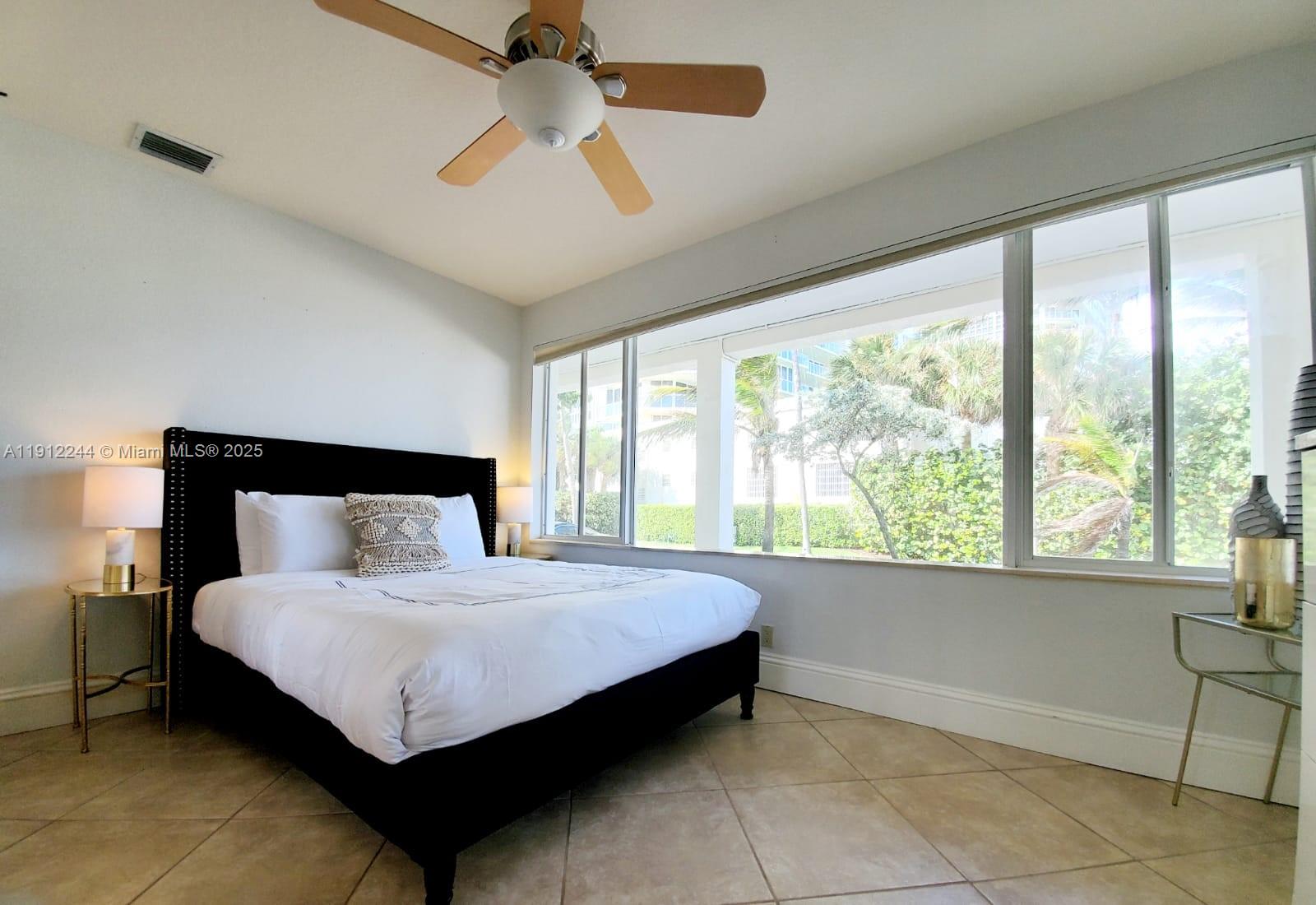 302 Balboa St #0, Hollywood FL 33019