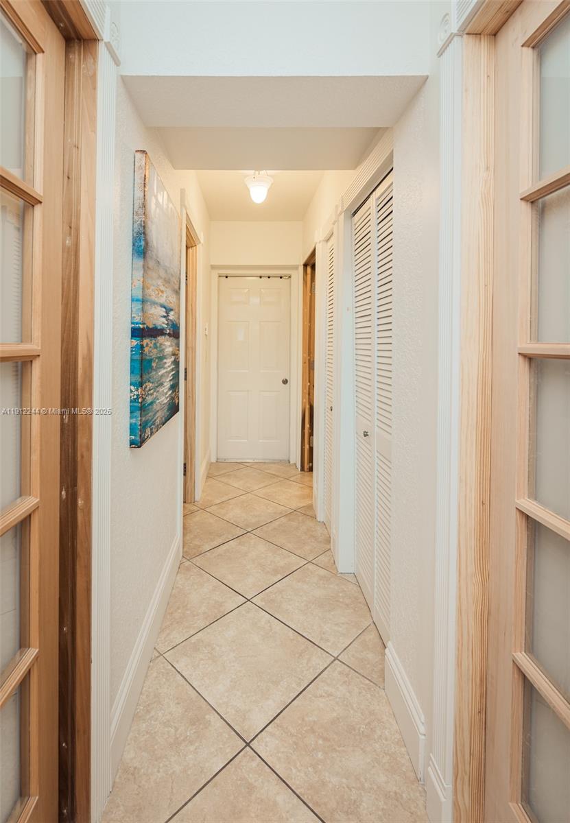 302 Balboa St #0, Hollywood FL 33019