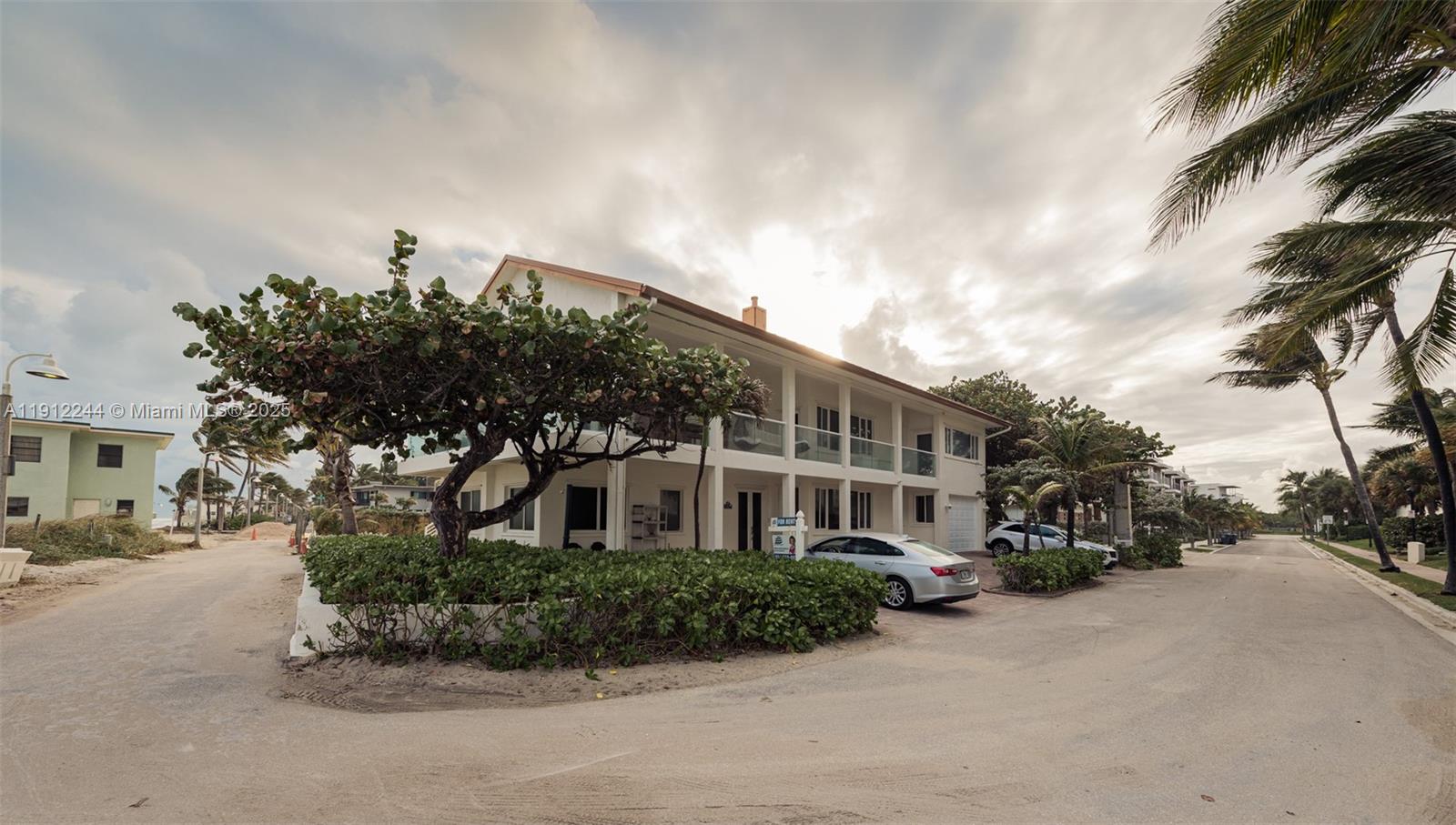 302 Balboa St #0, Hollywood FL 33019