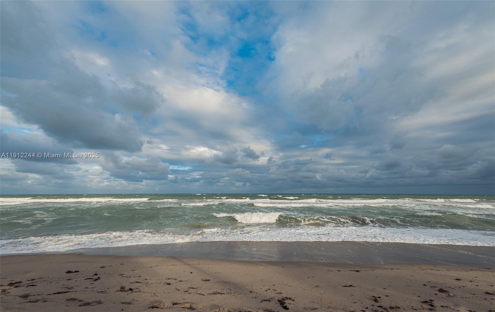 302 Balboa St #0, Hollywood FL 33019