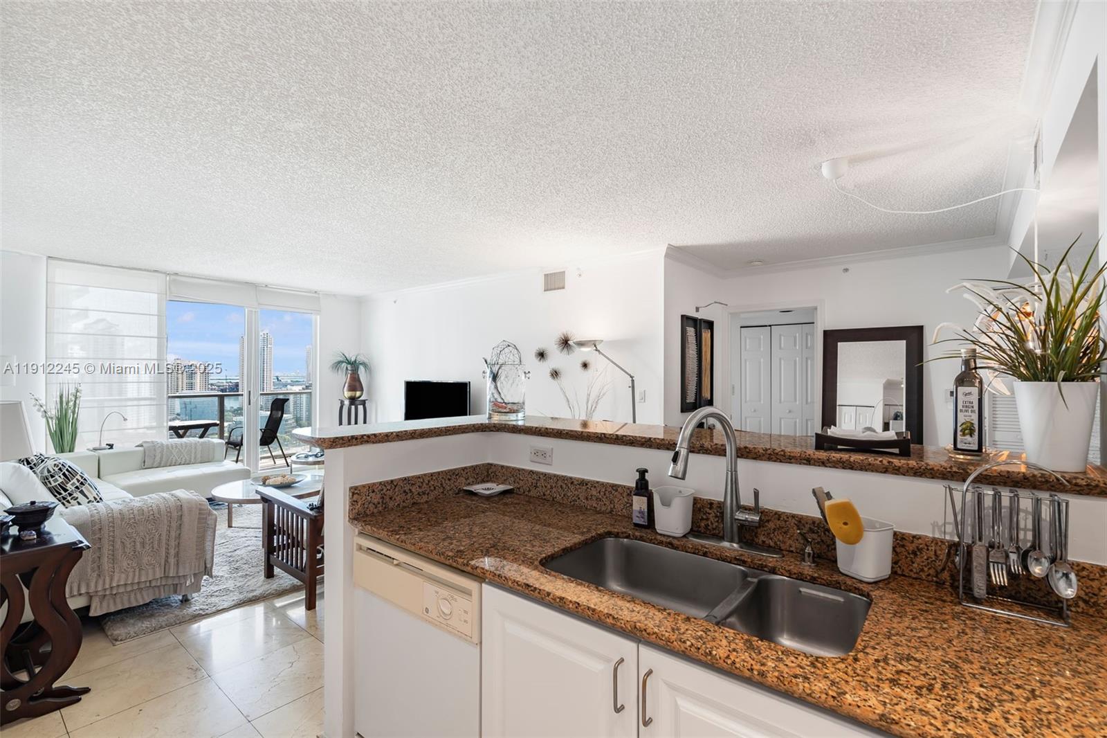 1155 BRICKELL BAY DR #2708, Miami FL 33131