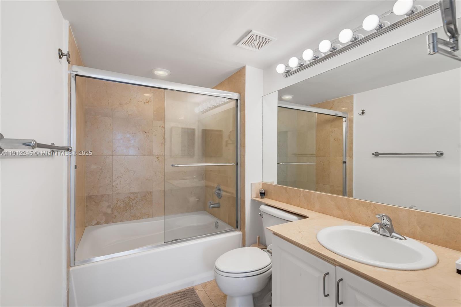 1155 BRICKELL BAY DR #2708, Miami FL 33131