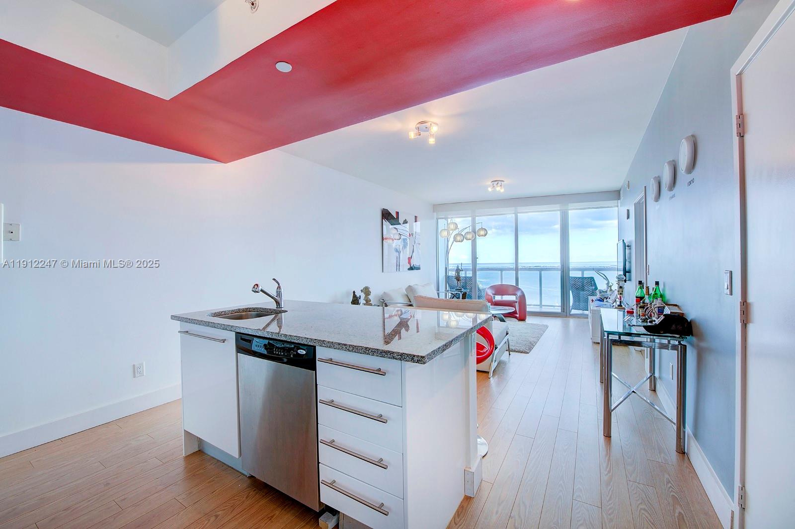 888 Biscayne Blvd #4007, Miami FL 33132