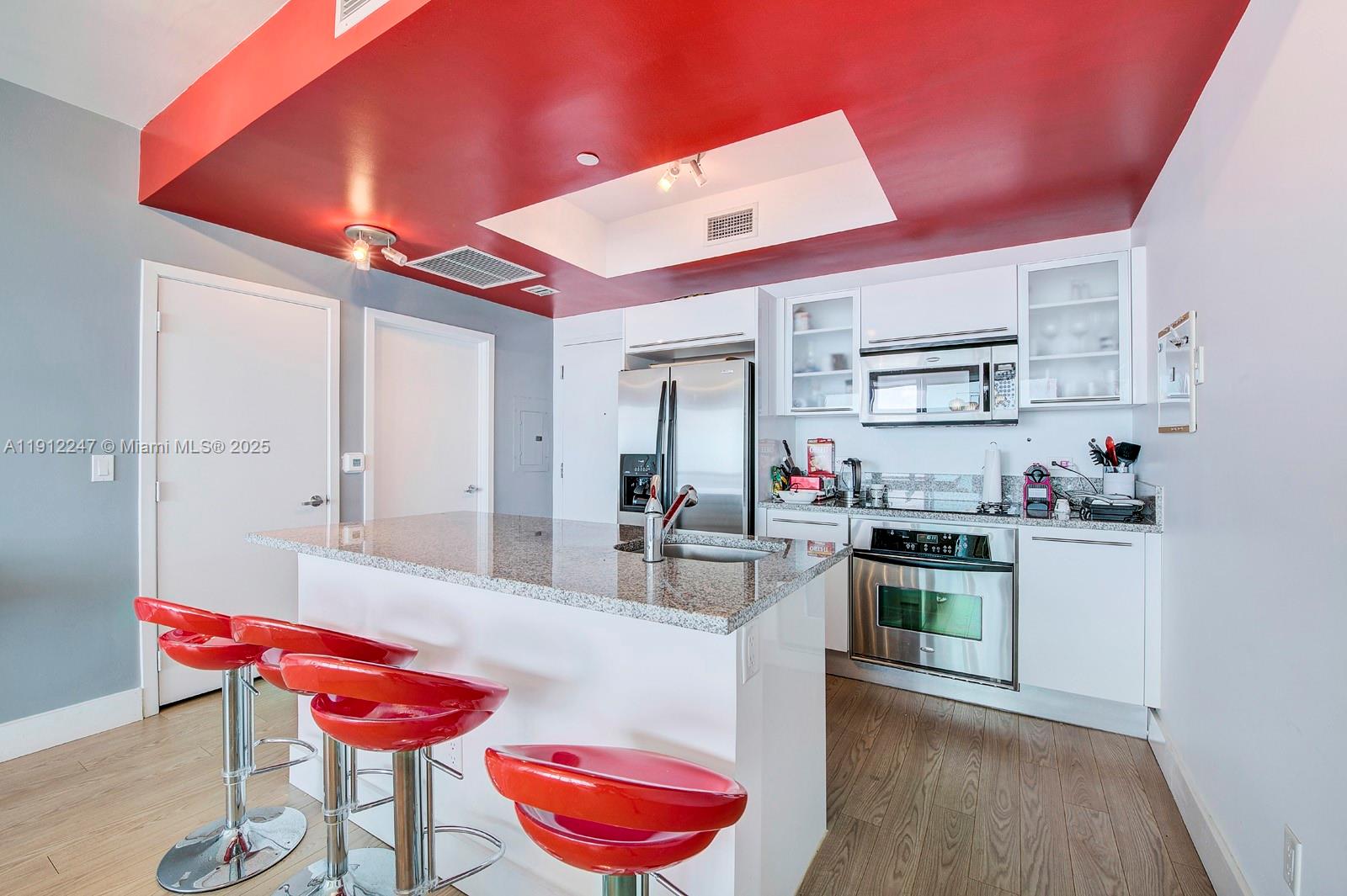 888 Biscayne Blvd #4007, Miami FL 33132