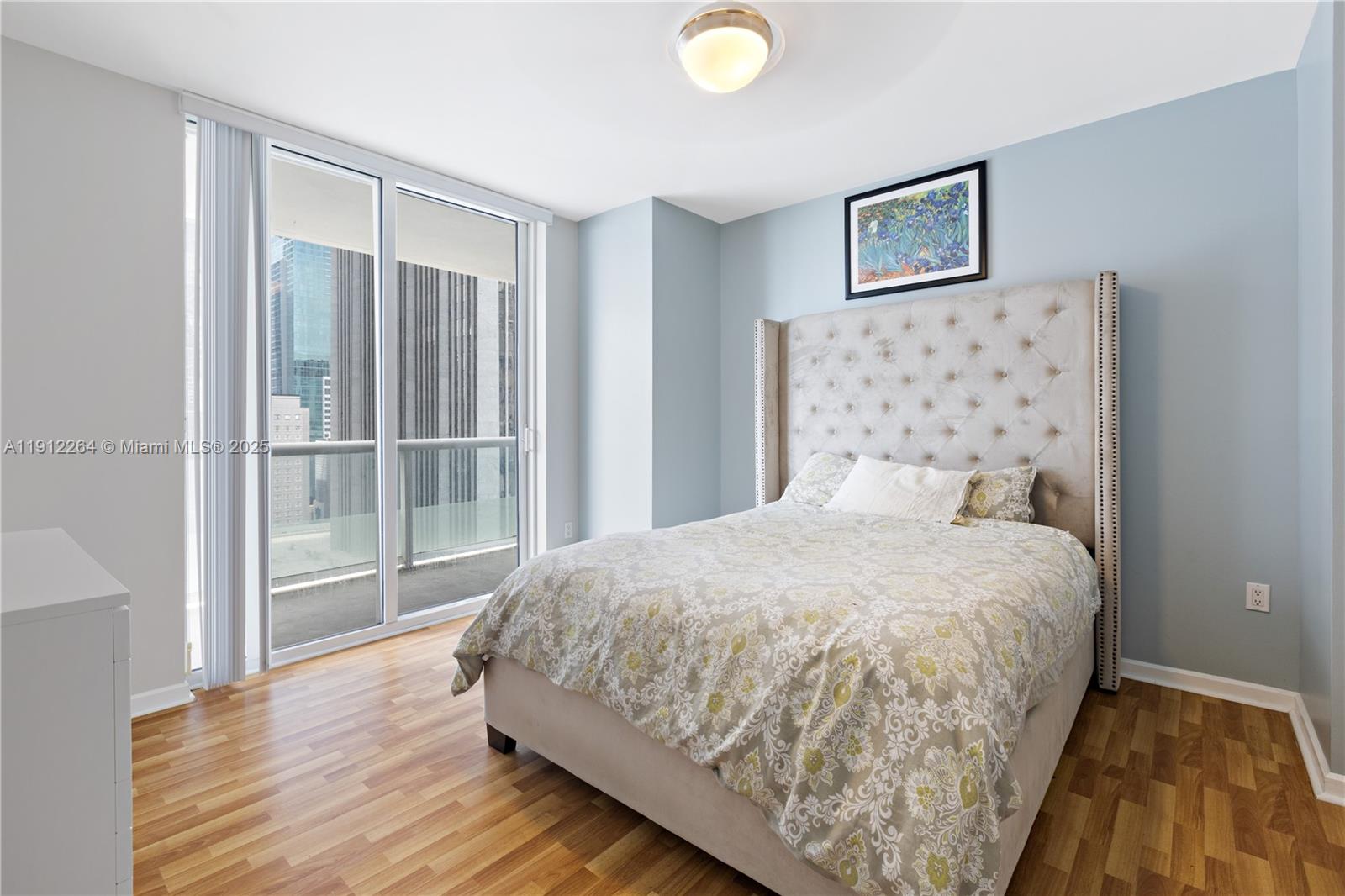 50 Biscayne blvd #1611, Miami FL 33132