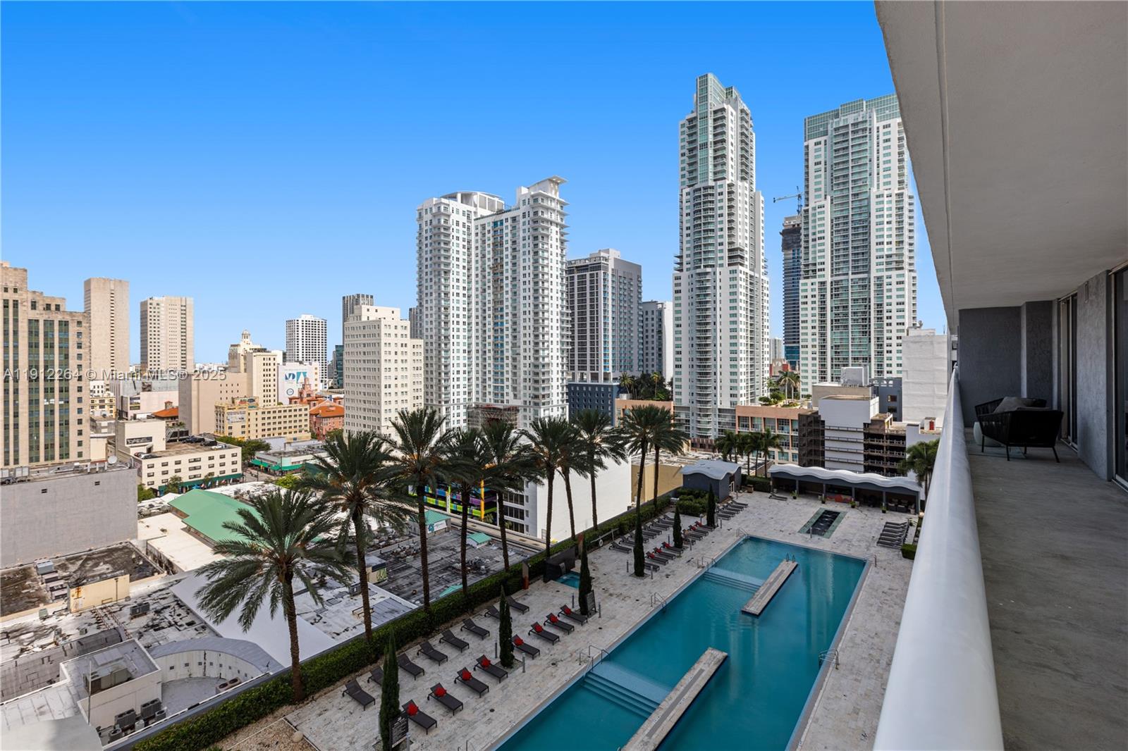50 Biscayne blvd #1611, Miami FL 33132