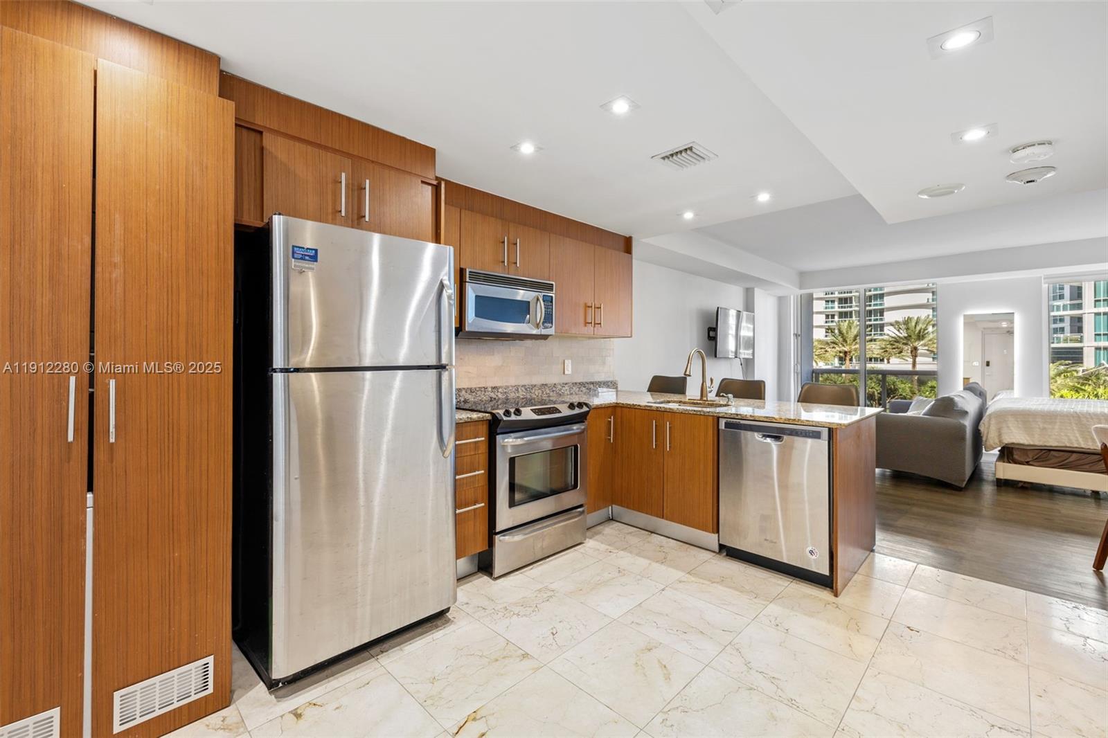 10275 Collins Ave #402, Bal Harbour FL 33154