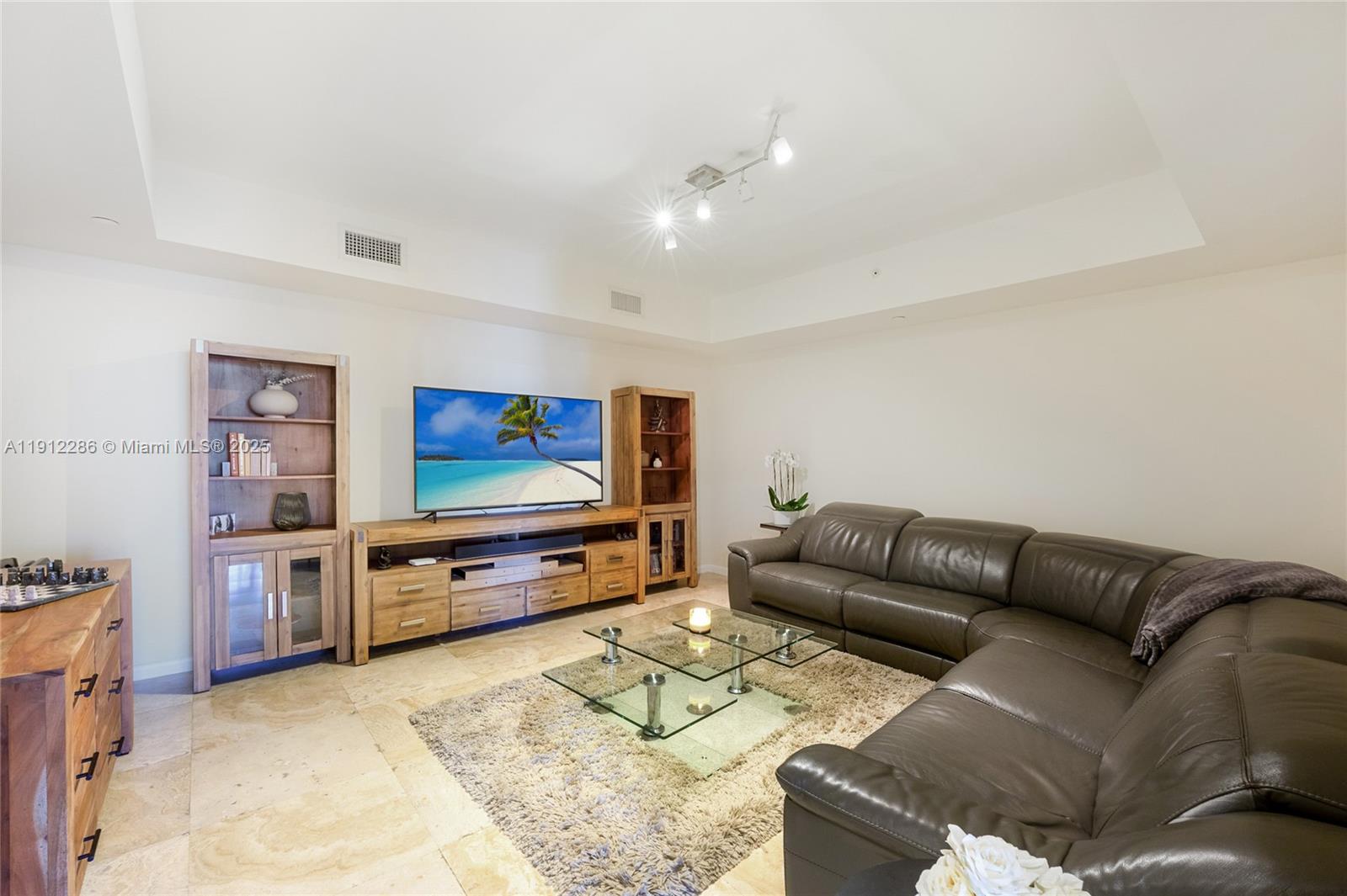 3301 NE 183rd St #1607, Aventura FL 33160