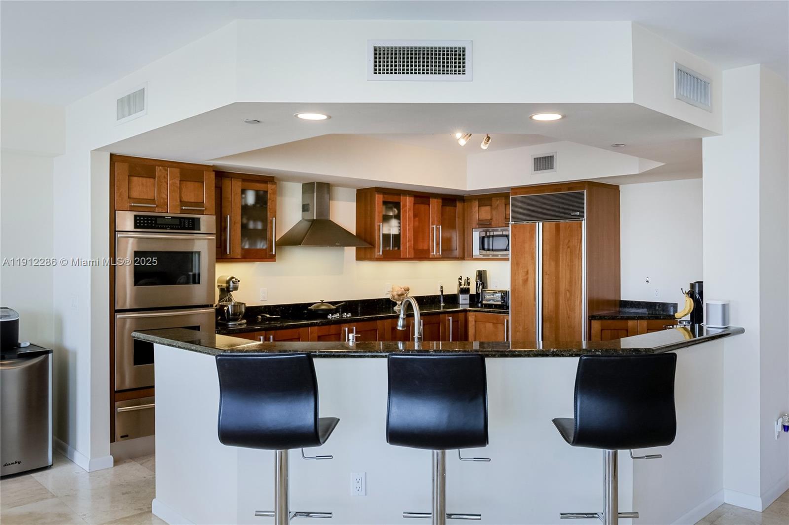 3301 NE 183rd St #1607, Aventura FL 33160