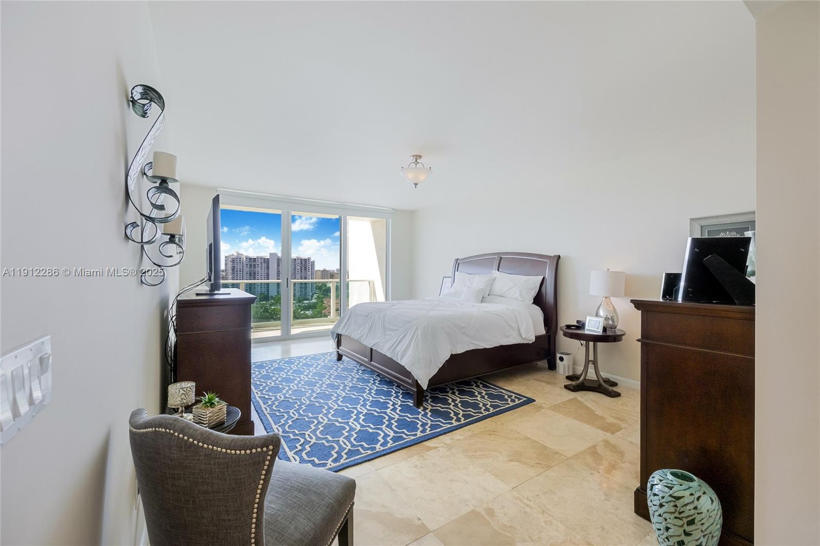 3301 NE 183rd St #1607, Aventura FL 33160