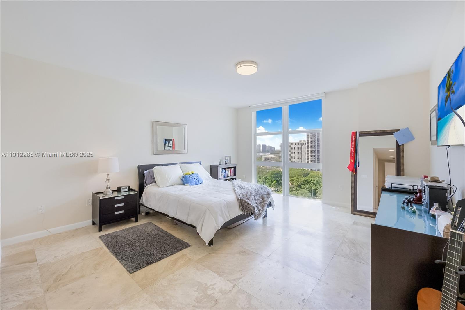 3301 NE 183rd St #1607, Aventura FL 33160