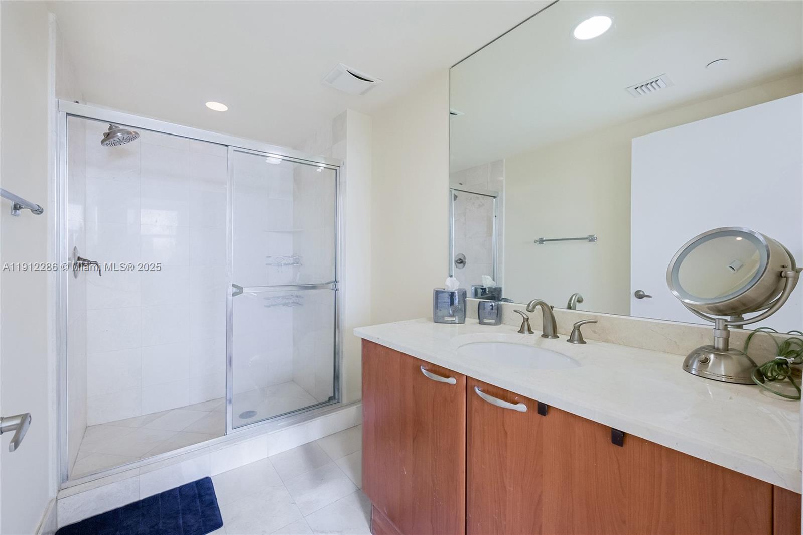 3301 NE 183rd St #1607, Aventura FL 33160