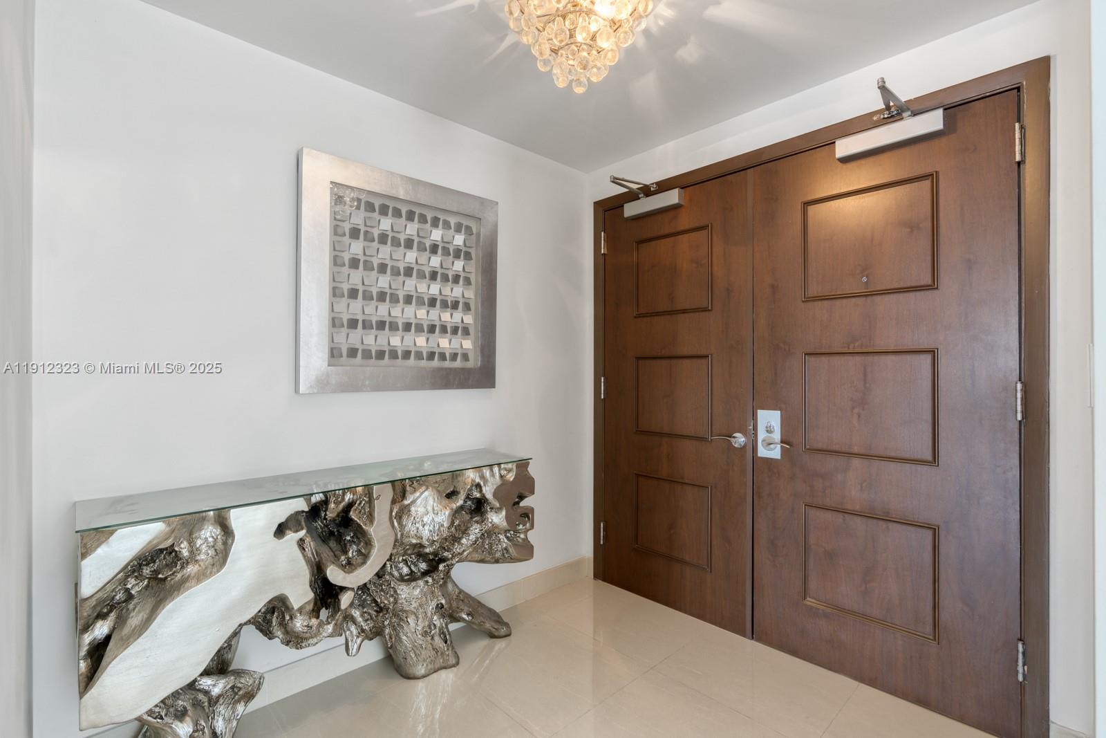 3737 Collins Ave #S-503, Miami Beach FL 33140
