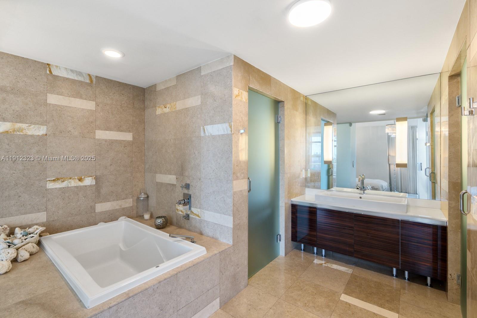 3737 Collins Ave #S-503, Miami Beach FL 33140