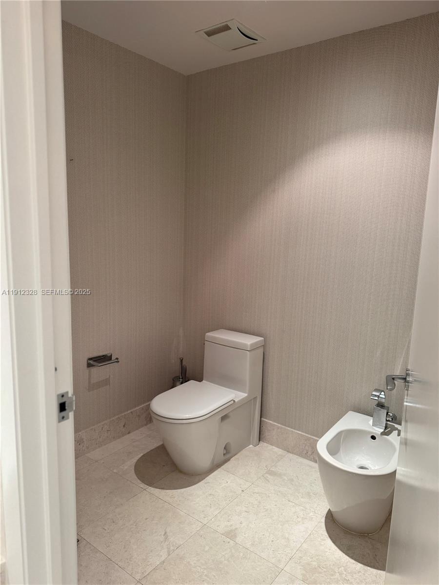 17121 Collins Ave #1905, Sunny Isles Beach FL 33160