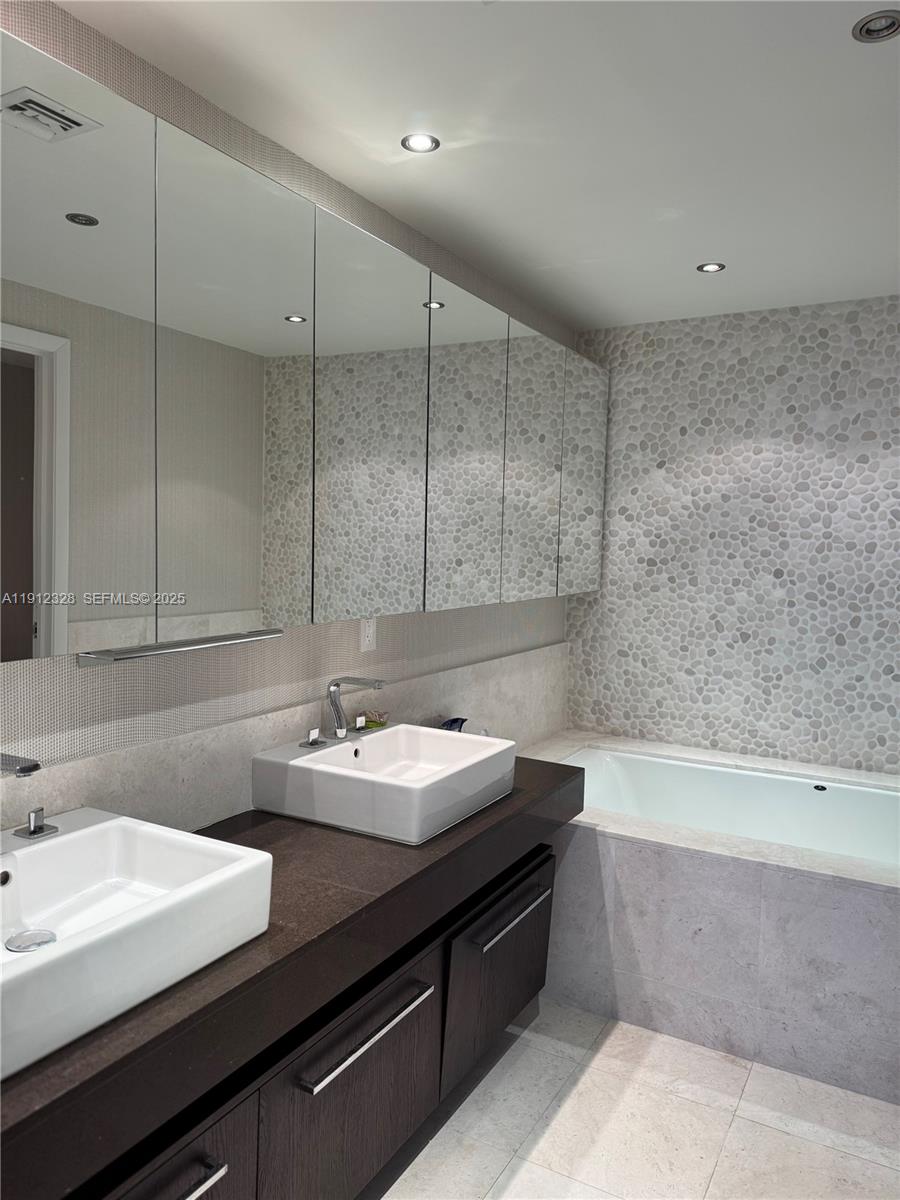 17121 Collins Ave #1905, Sunny Isles Beach FL 33160