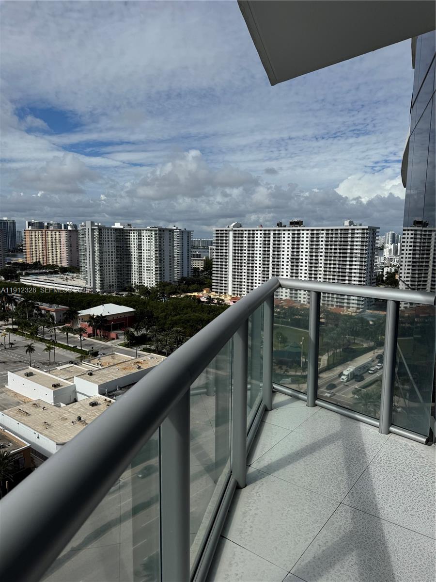 17121 Collins Ave #1905, Sunny Isles Beach FL 33160