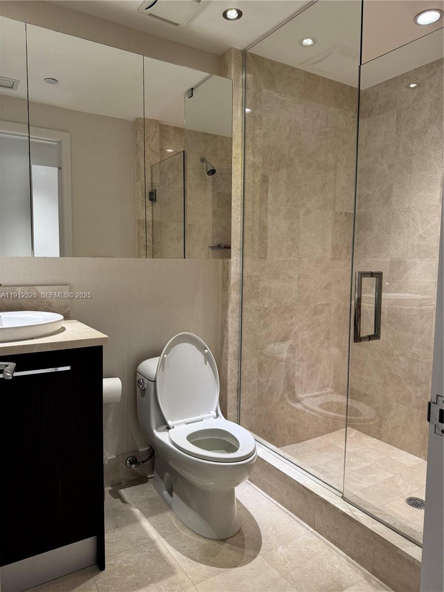 17121 Collins Ave #1905, Sunny Isles Beach FL 33160