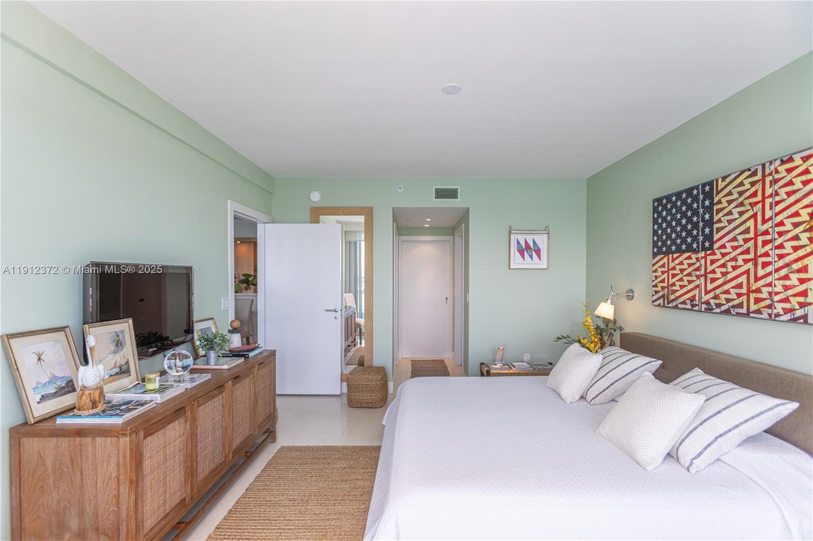 520 West Ave #1102, Miami Beach FL 33139