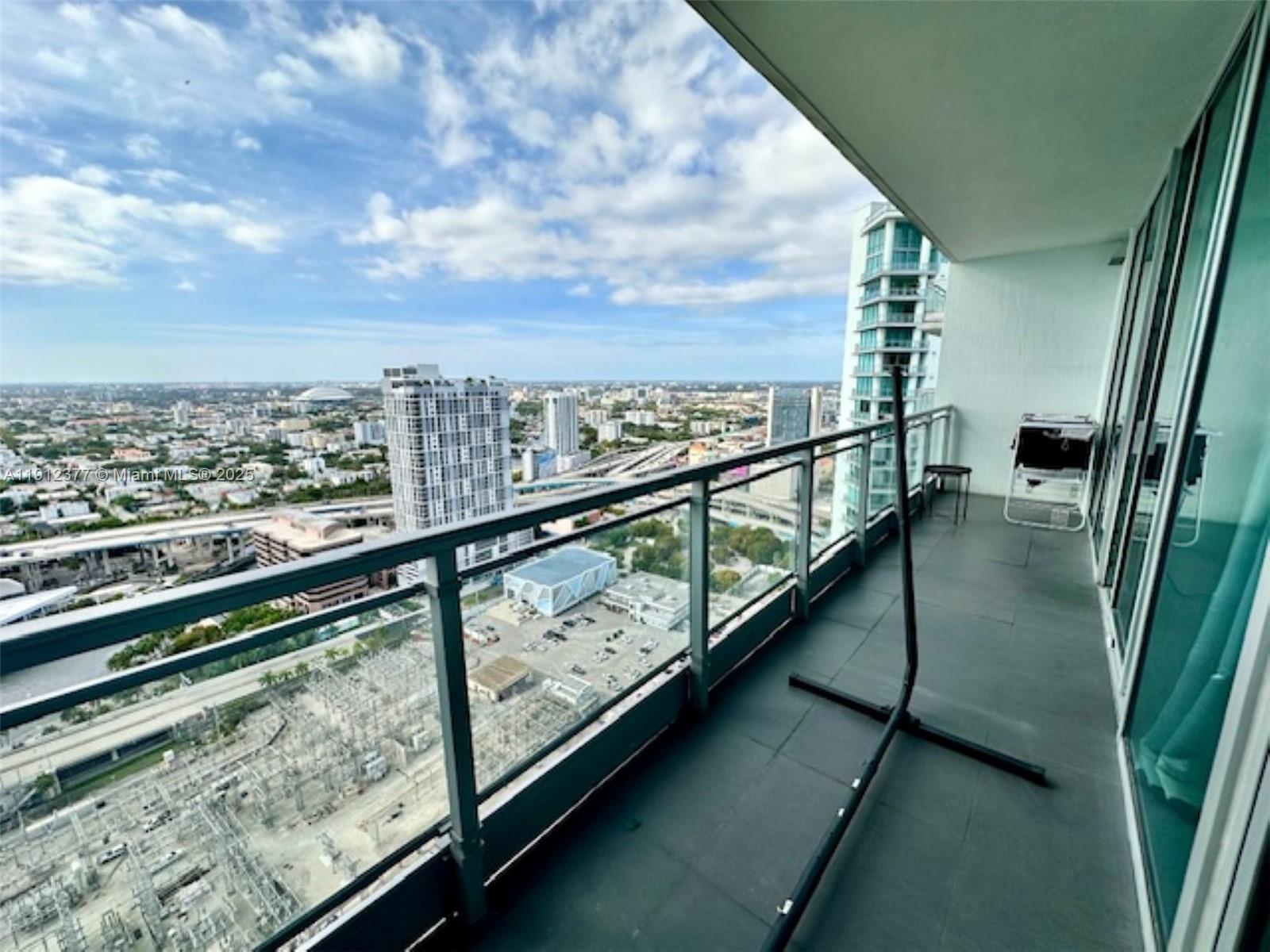 92 SW 3rd St #4107, Miami FL 33130