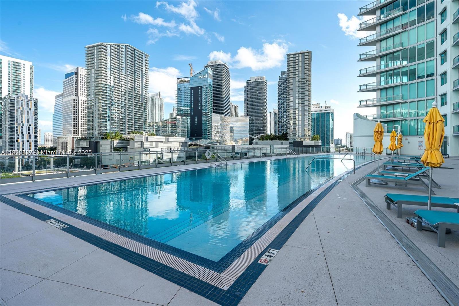 92 SW 3rd St #4107, Miami FL 33130