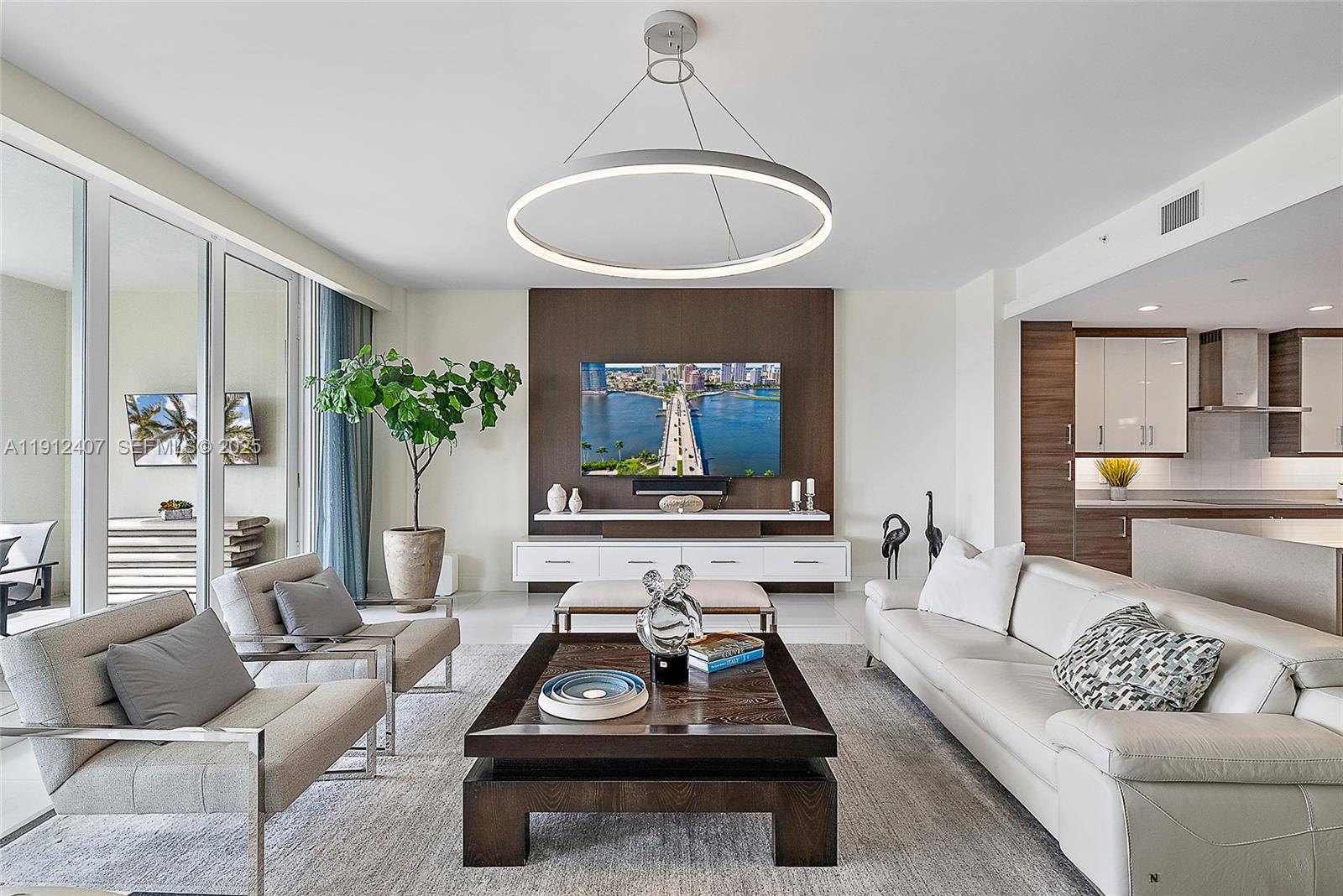 2700 Donald Ross Rd #306, Palm Beach Gardens FL 33410