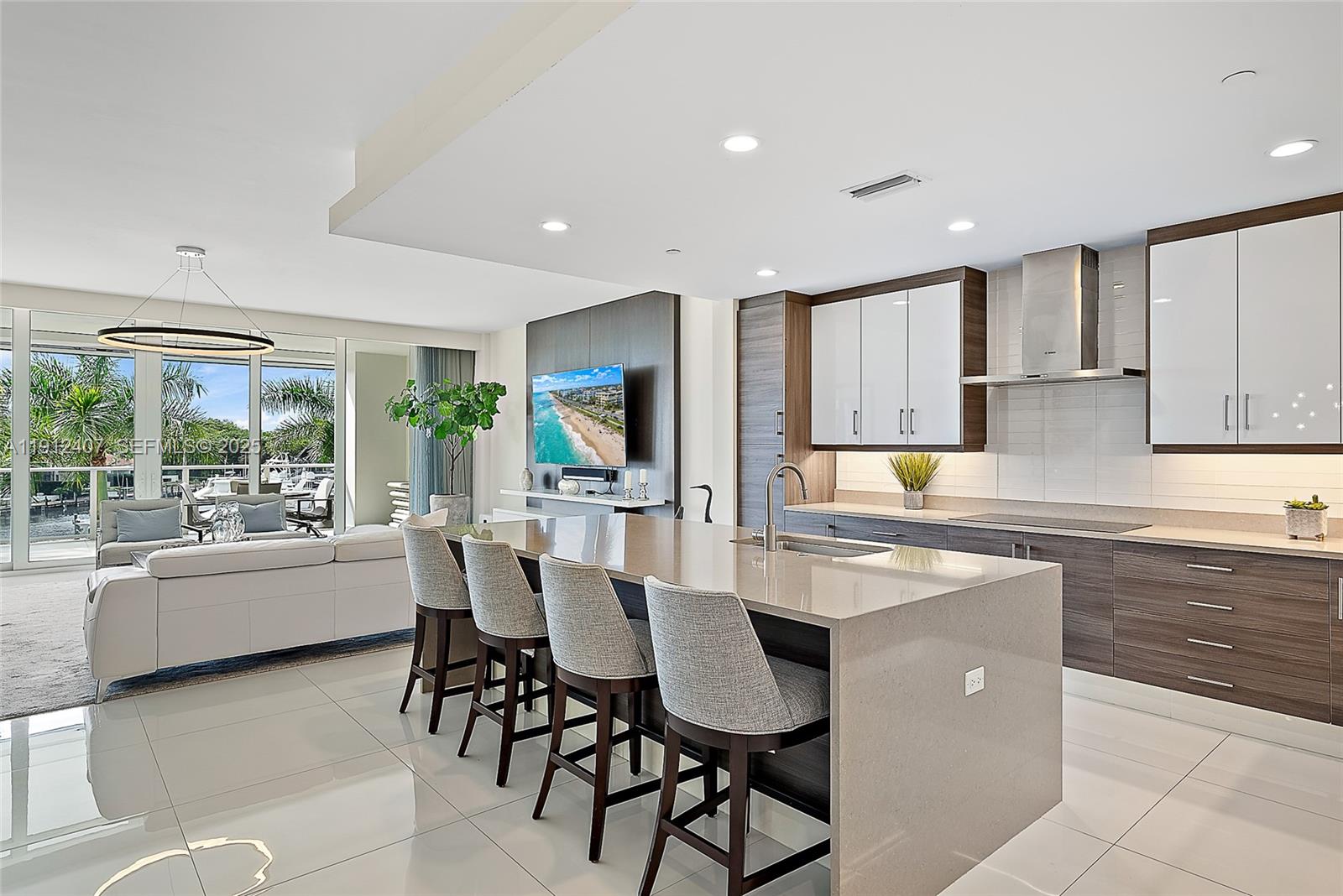 2700 Donald Ross Rd #306, Palm Beach Gardens FL 33410